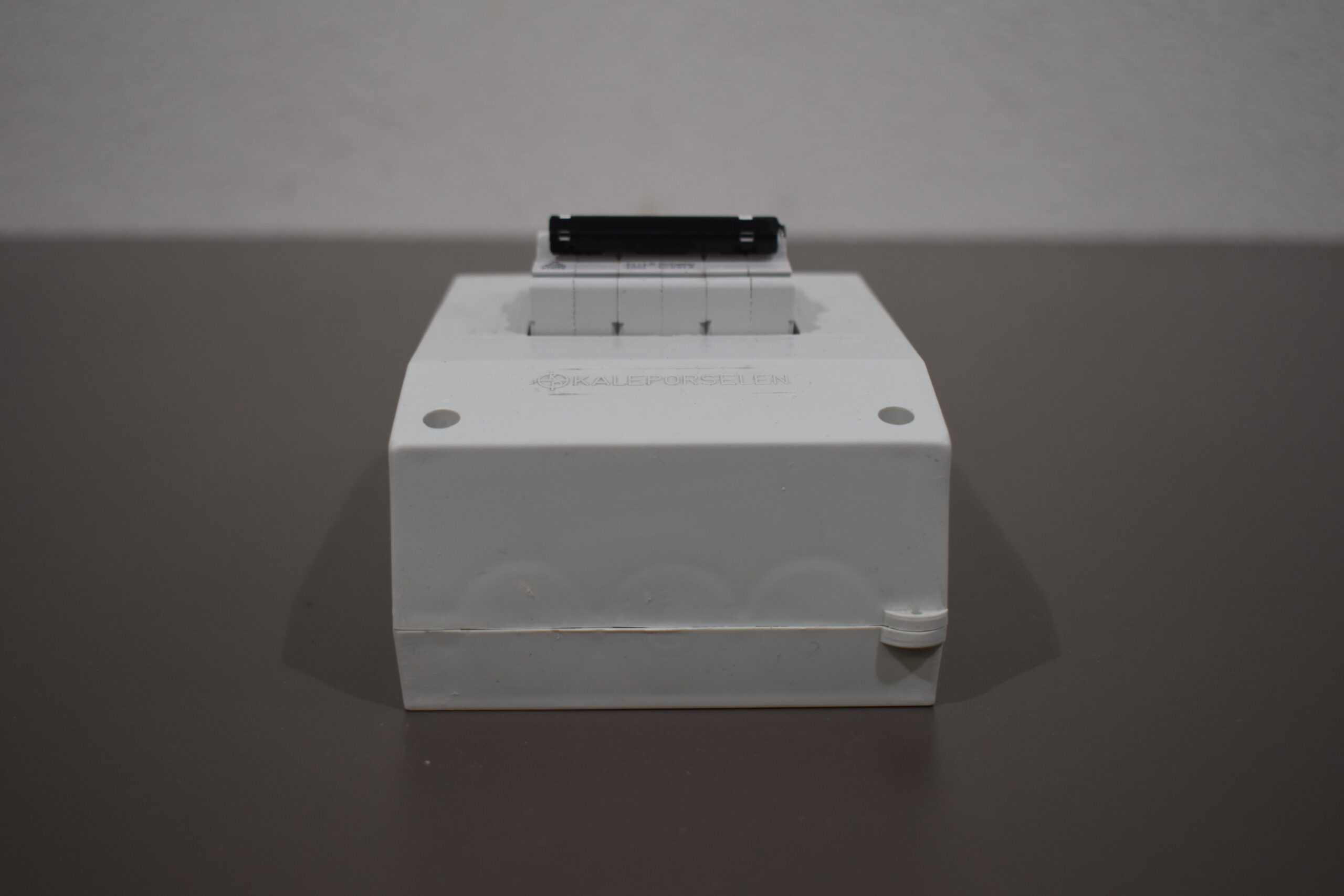 Kaleporselen Sicherungskasten / Schaltkasten – Bild 5