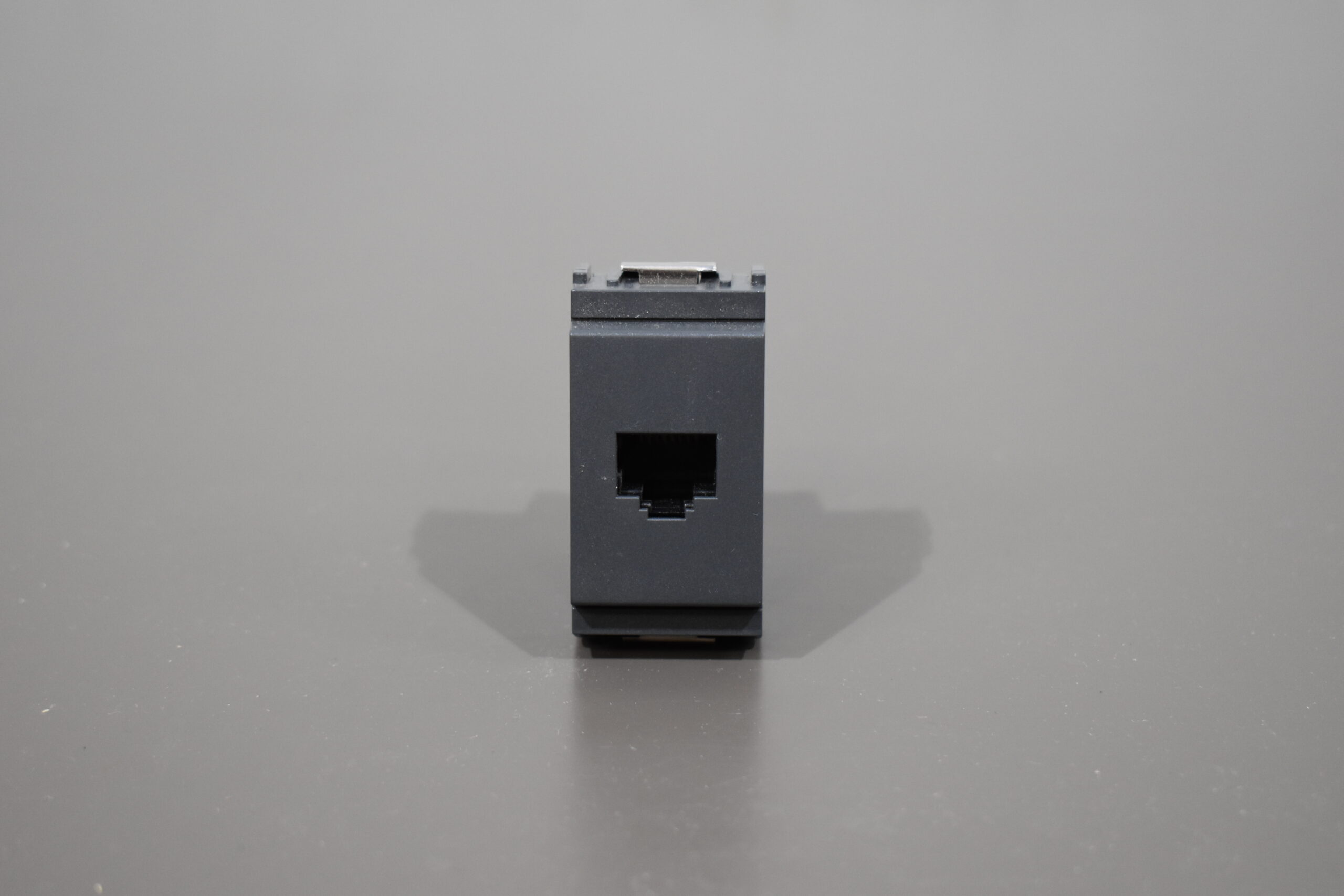 Vimar - Serie idea; Steckbuchse Telefon; grau – Bild 2