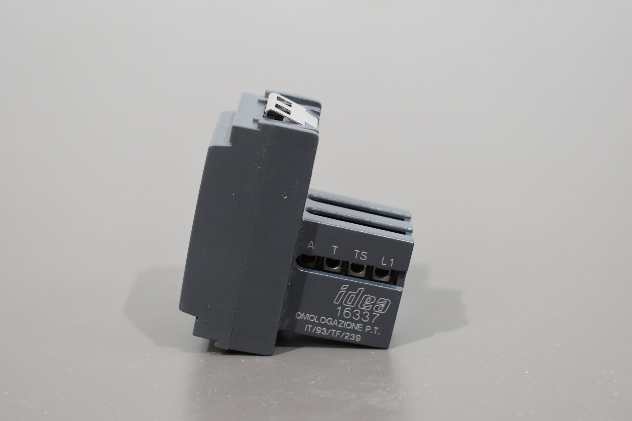 Vimar - Serie idea; Steckbuchse Telefon; grau – Bild 5