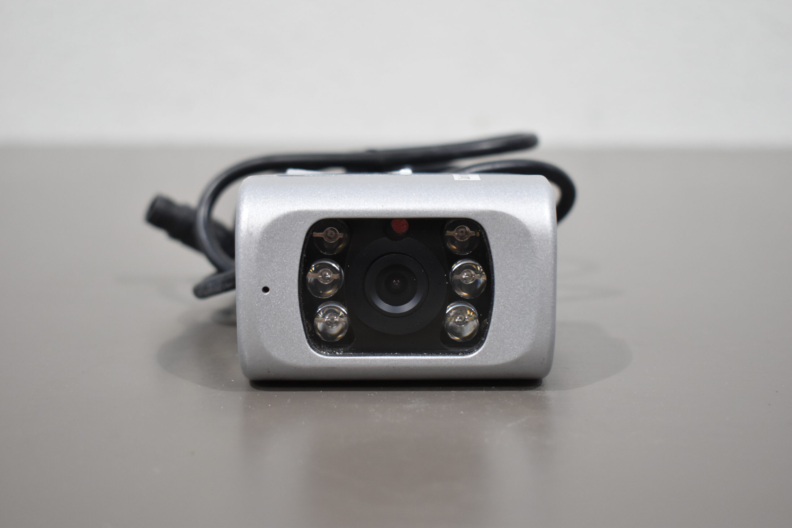 Caratec Farb-Rückfahrkamera MCA29019 – Bild 3