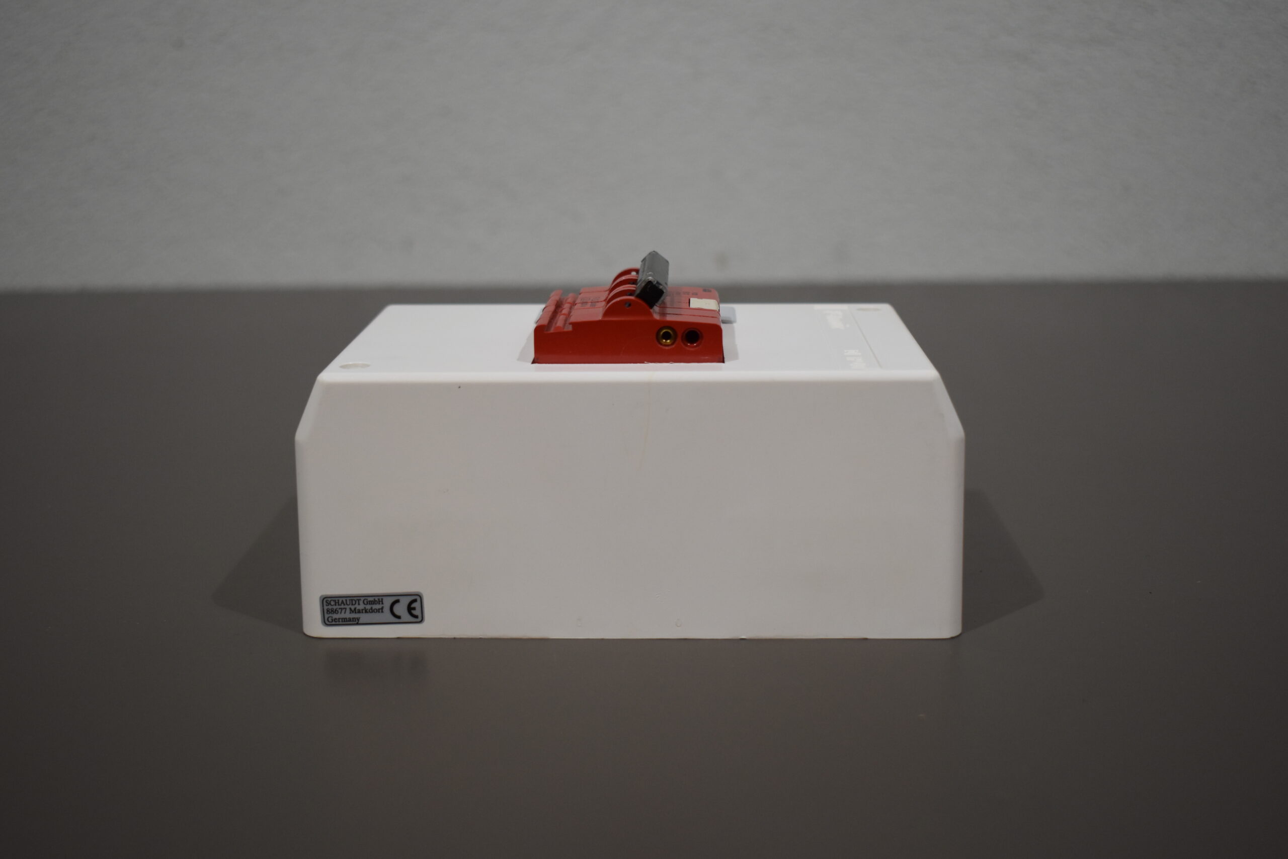 Sicherungskasten mit 3 reihiger Sicherung – Bild 8