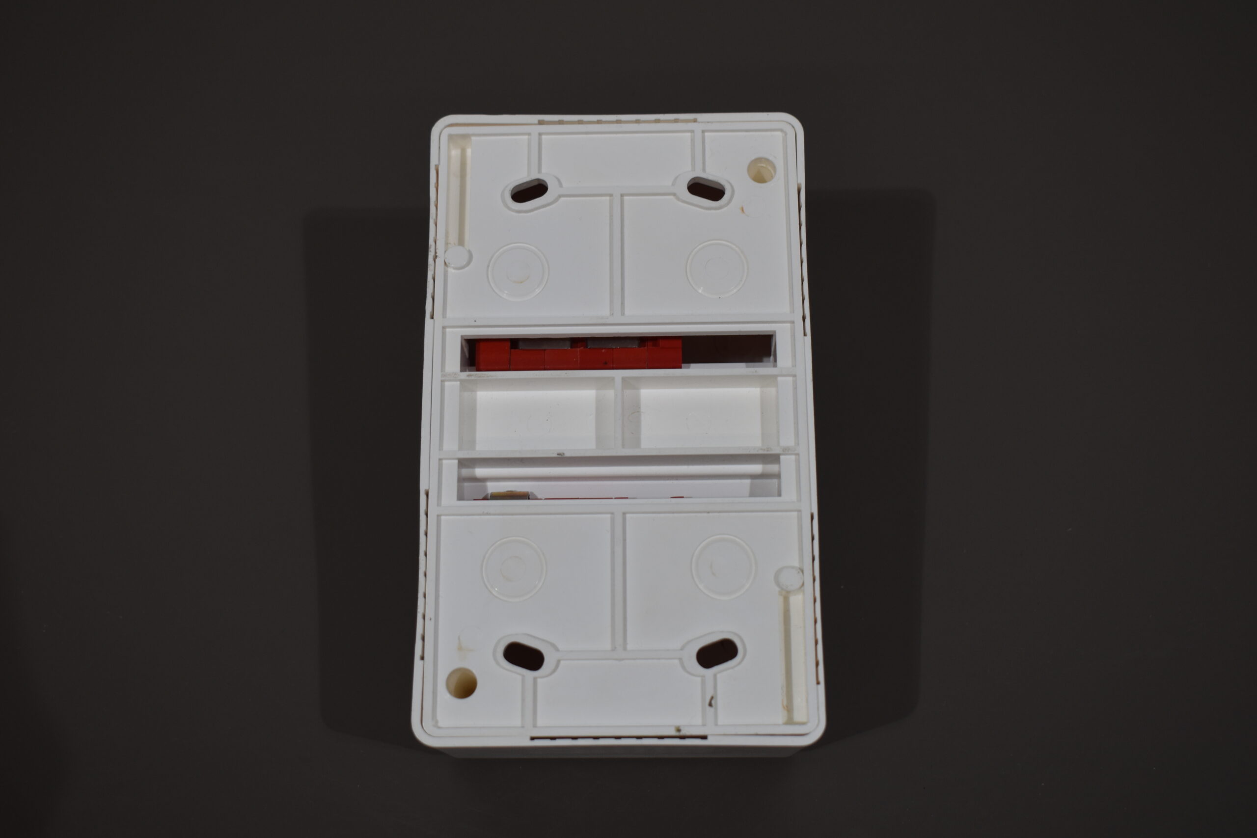 Sicherungskasten mit 3 reihiger Sicherung – Bild 9