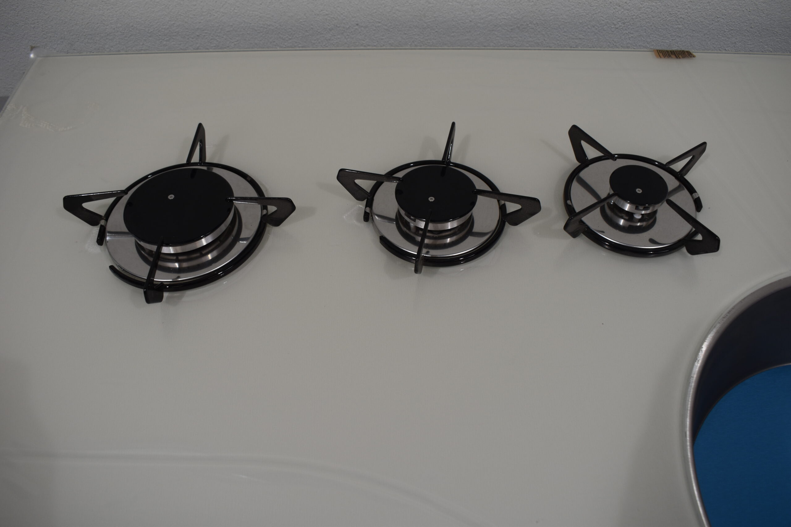 Thetford Herd-Spülkombi Arbeitsplatte; Eura Mobil – Bild 4