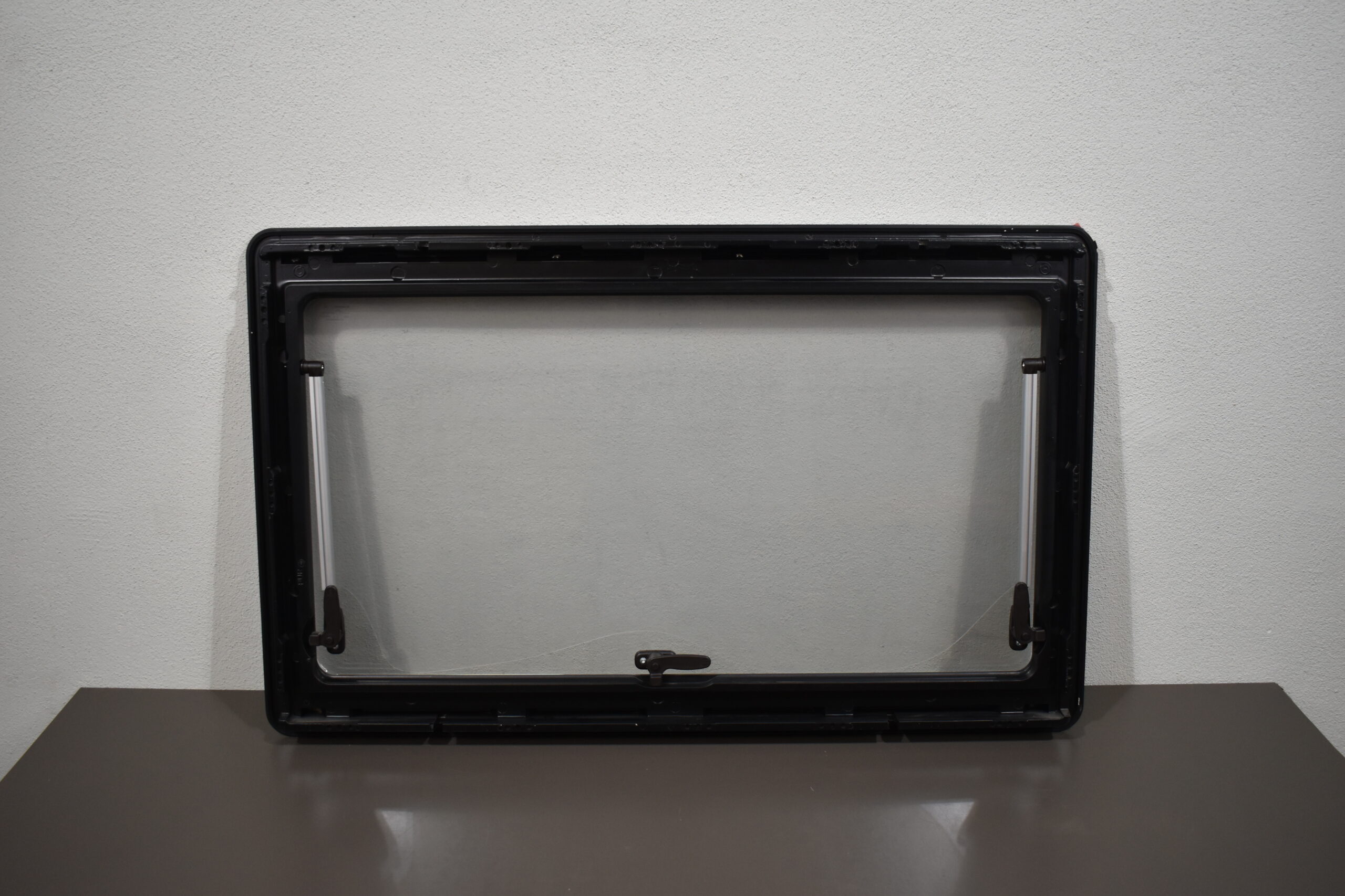 Dometic S4 Ausstellfenster; 900x550mm – Bild 8