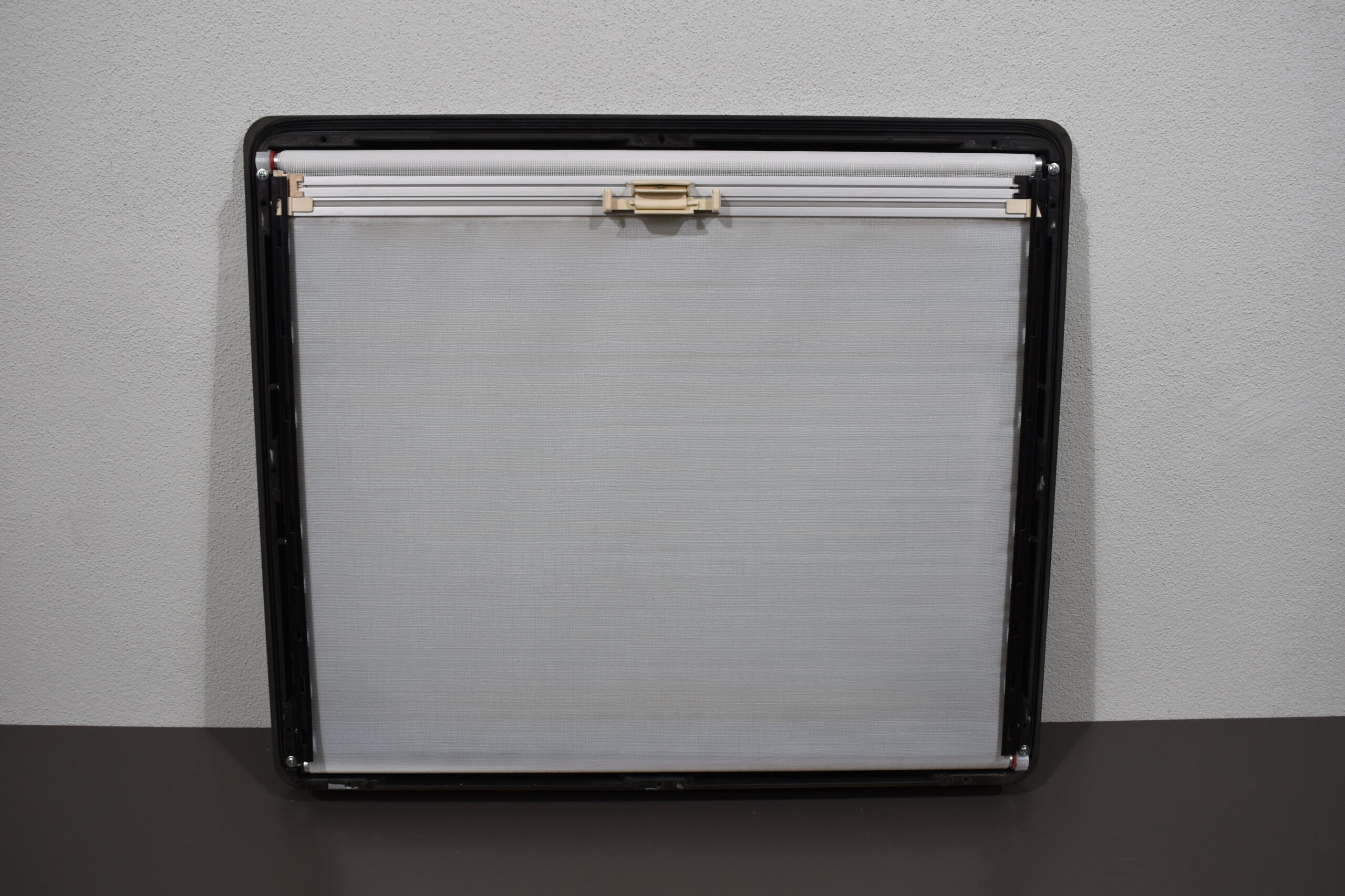 Seitz Bonoplex Ausstellfenster; schwarz; 710x610mm – Bild 8