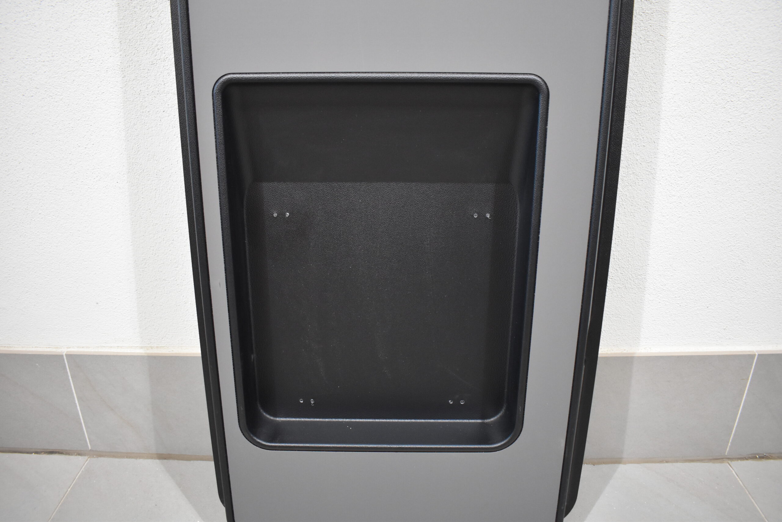 Niesmann und Bischoff Innenverkleidung für Aufbautür – Bild 5