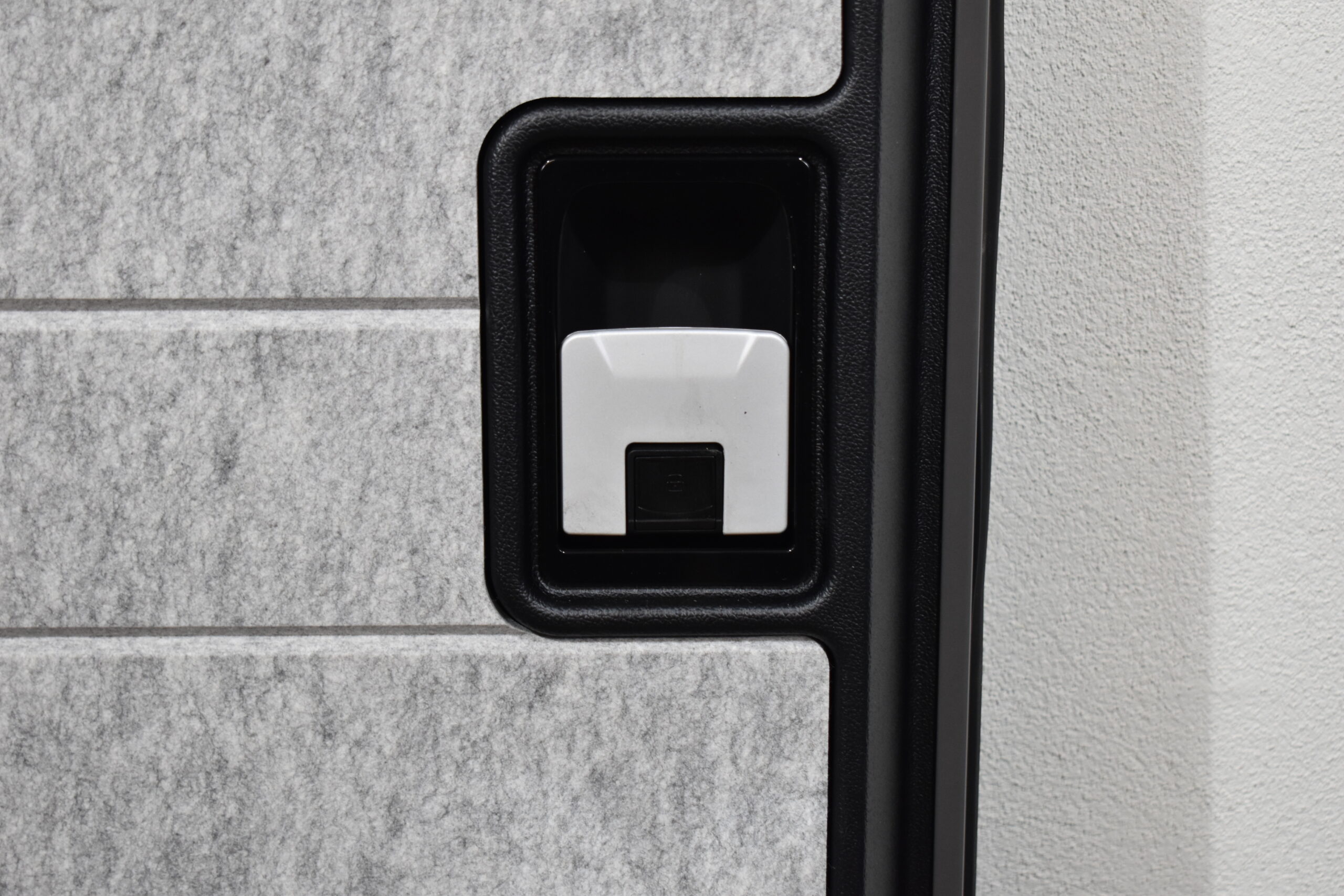 Niesmann und Bischoff Aufbautür I-Smove 2021-2023 – Bild 13