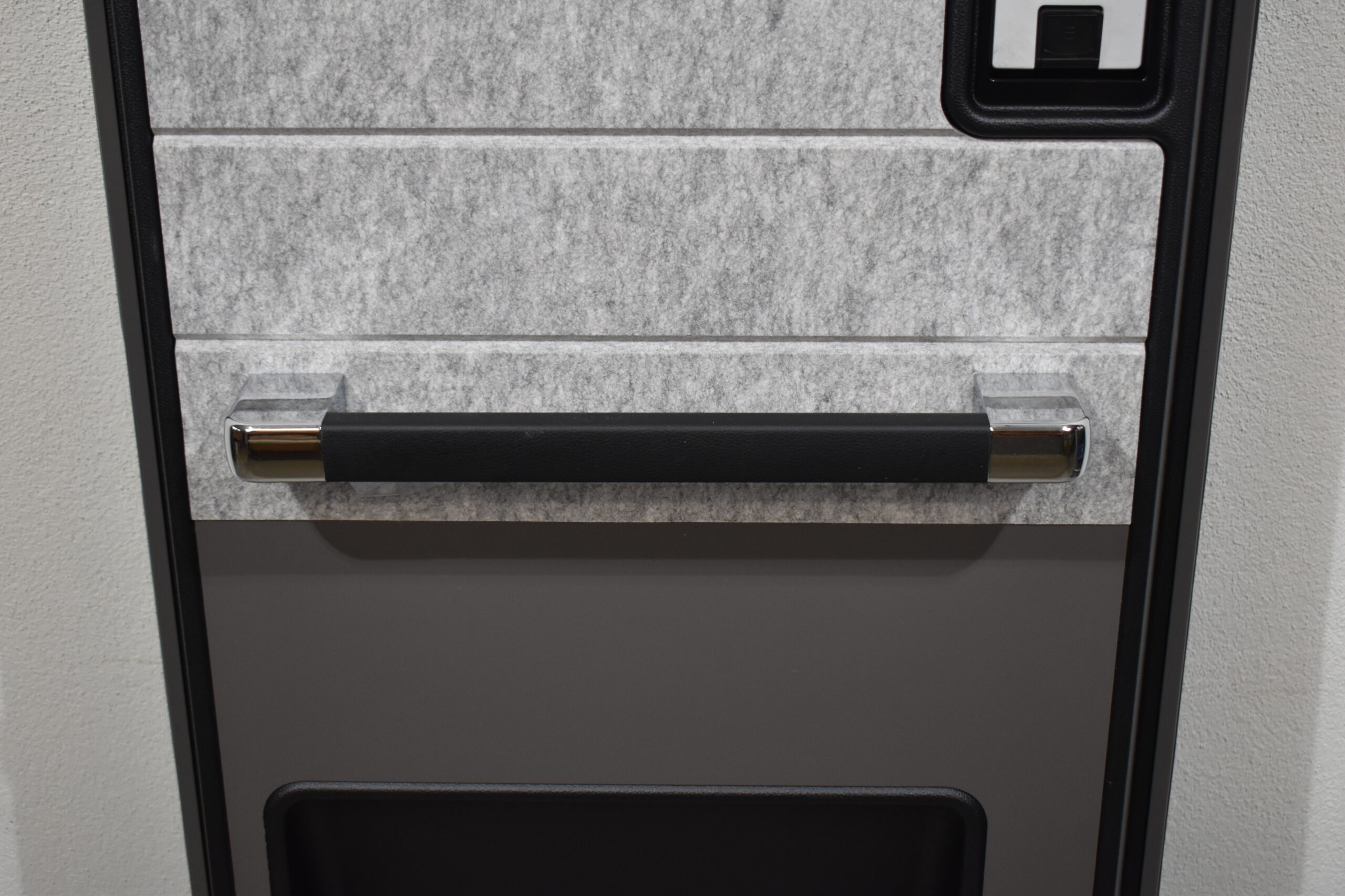 Niesmann und Bischoff Aufbautür I-Smove 2021-2023 – Bild 14