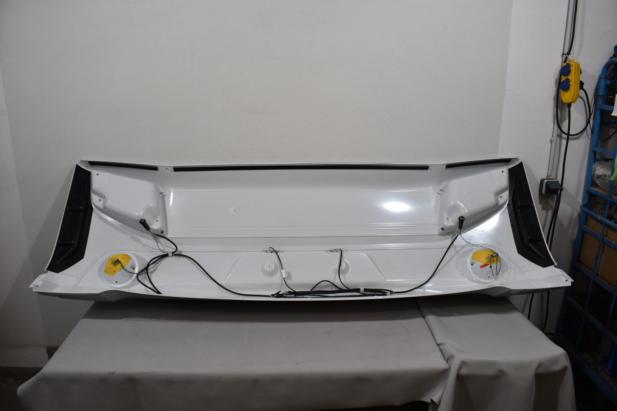 Heckleuchtenträger Tabbert Wohnwagen – Bild 8