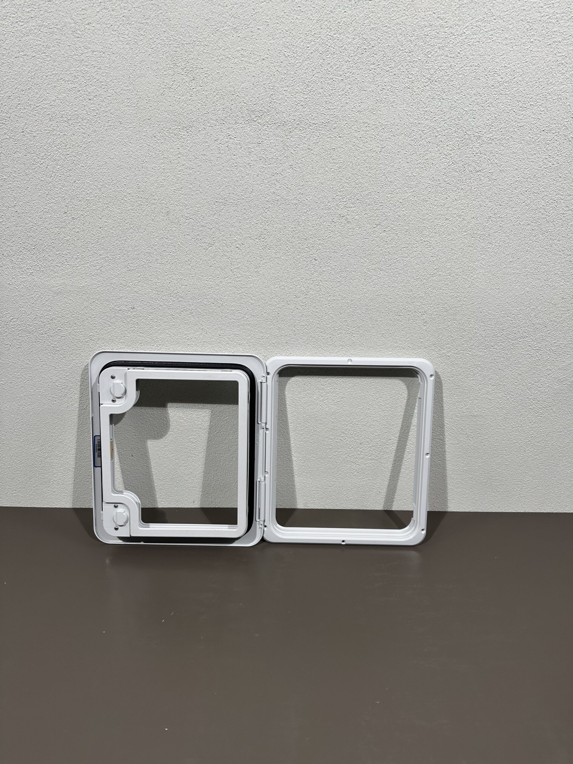 Thetford Serviceklappe Kassettentoilette 296x349mm weiß – Bild 2