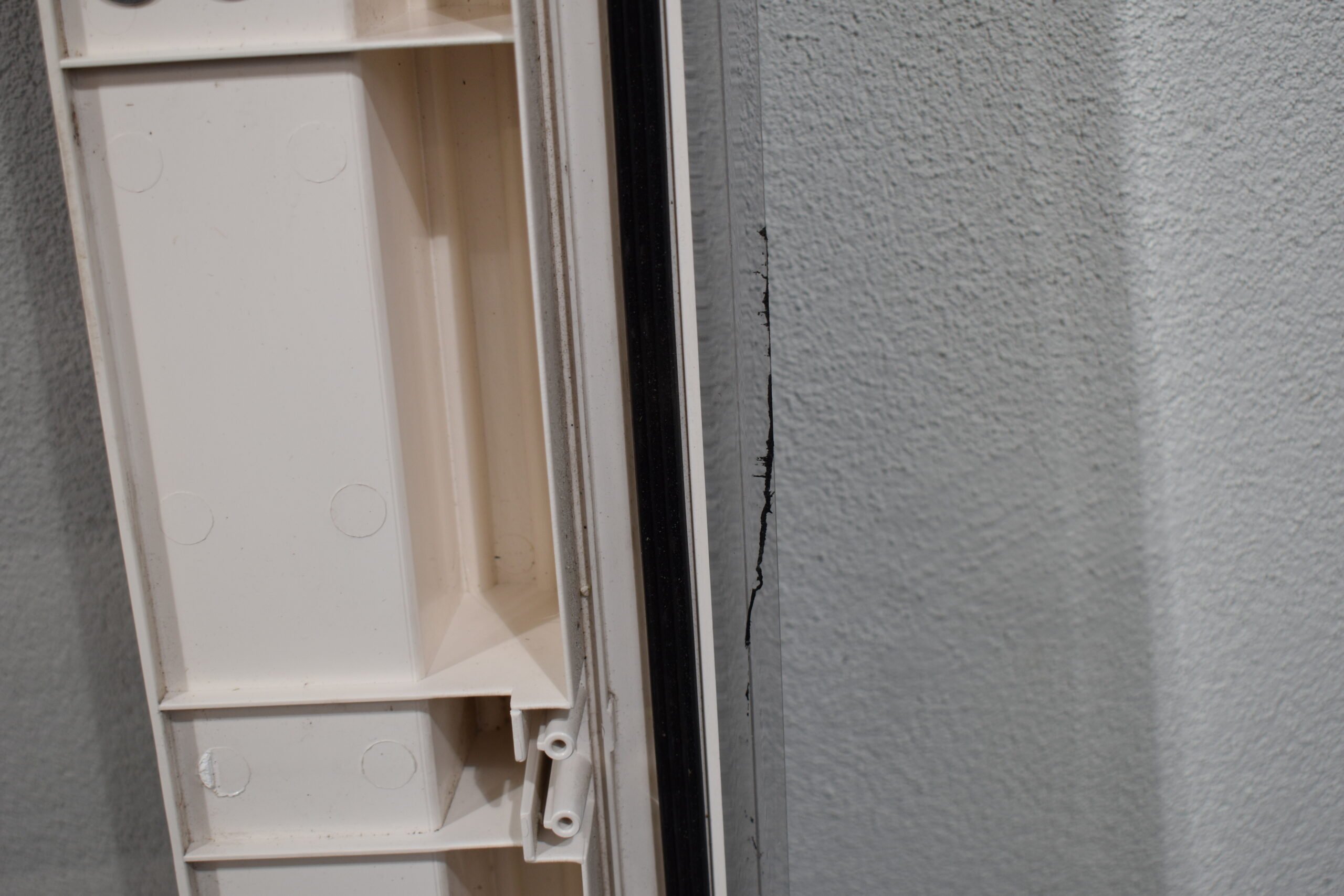 Dometic Heki 3 Dachhaube; 1050x742mm – Bild 10