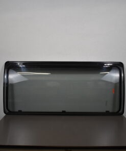 Polyplastic Ausstellscheibe gebogen; 1525x687mm