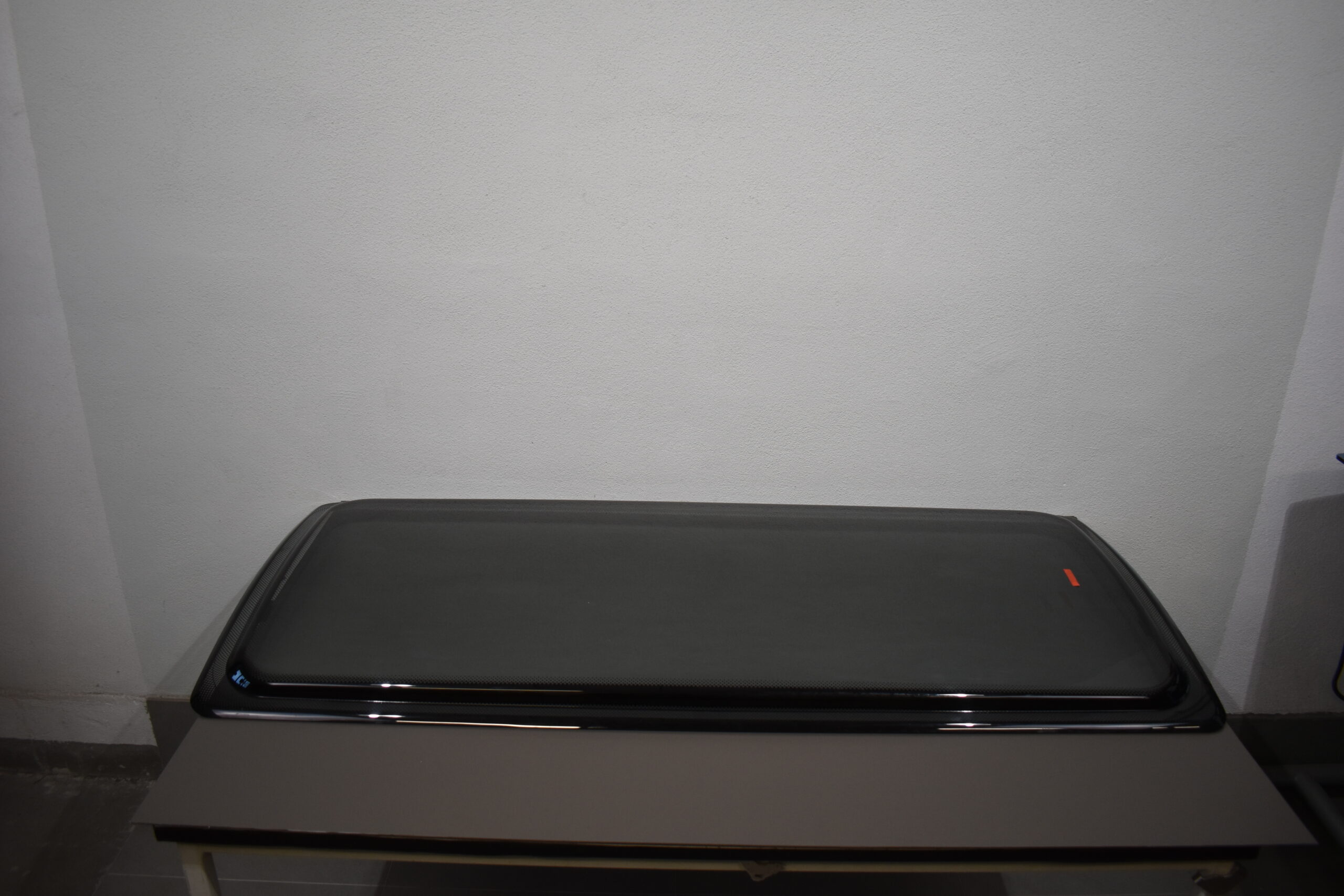 Polyplastic Ausstellscheibe gebogen; 1525x687mm – Bild 6