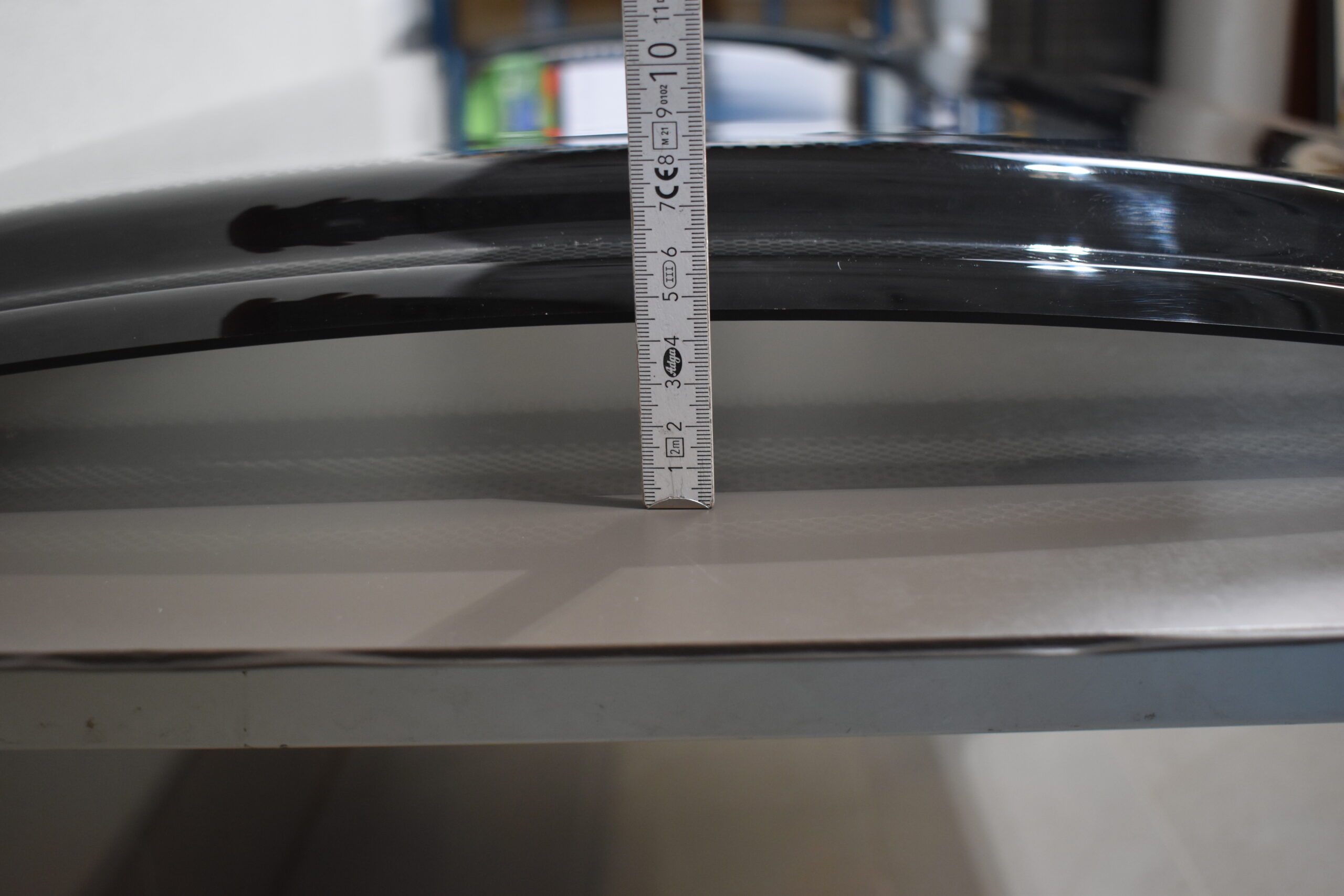 Polyplastic Ausstellscheibe gebogen; 1525x687mm – Bild 9