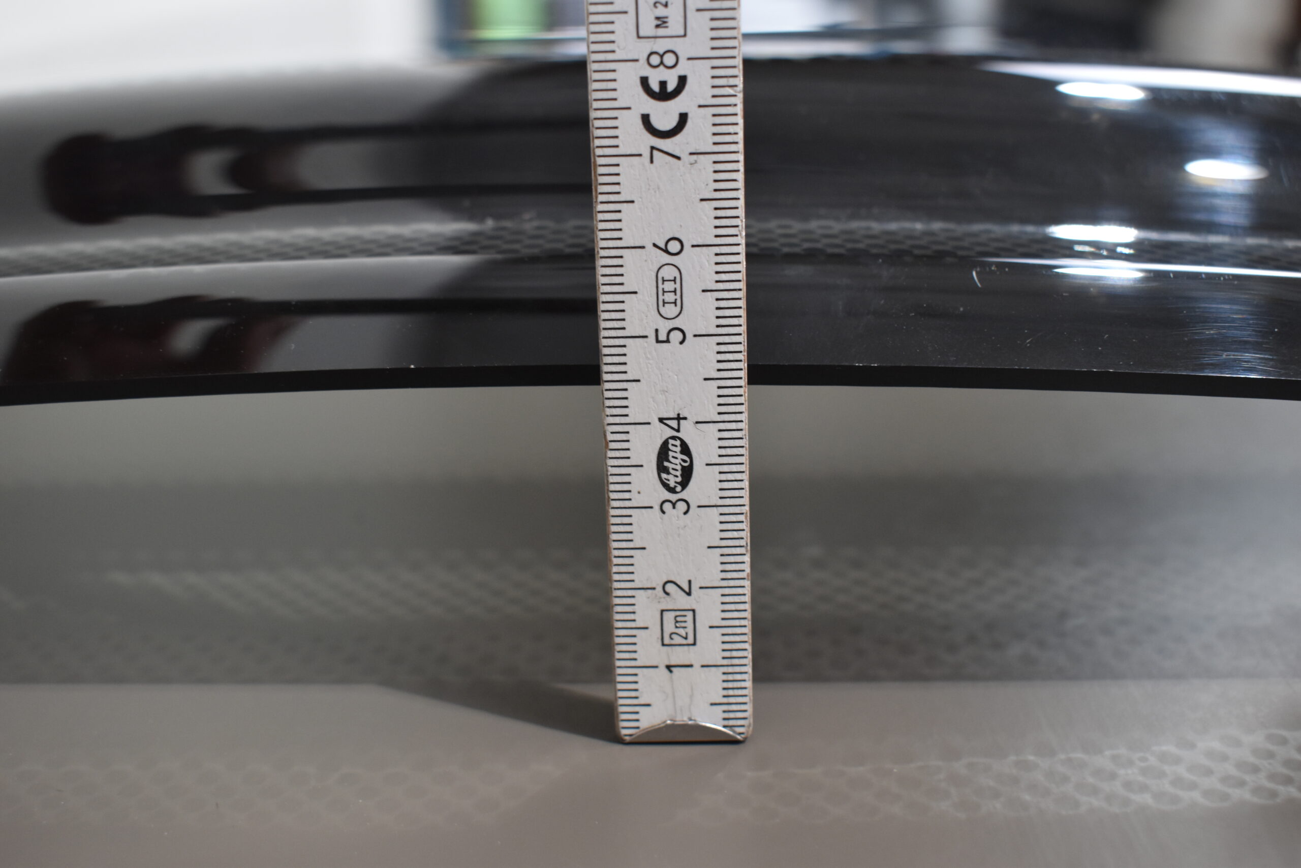 Polyplastic Ausstellscheibe gebogen; 1525x687mm – Bild 10