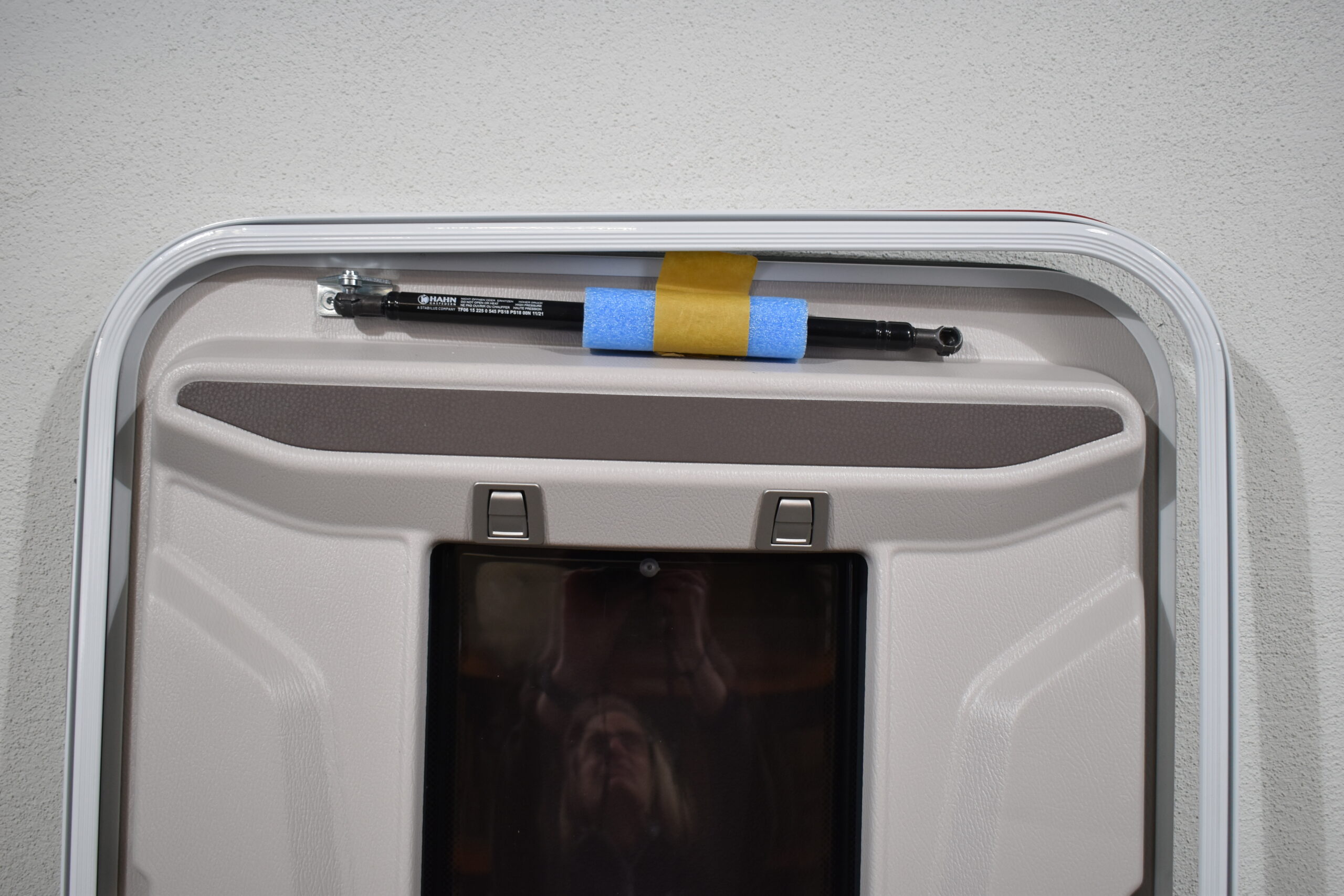 Aufbautür mit Rahmen; 1965x620mm – Bild 10