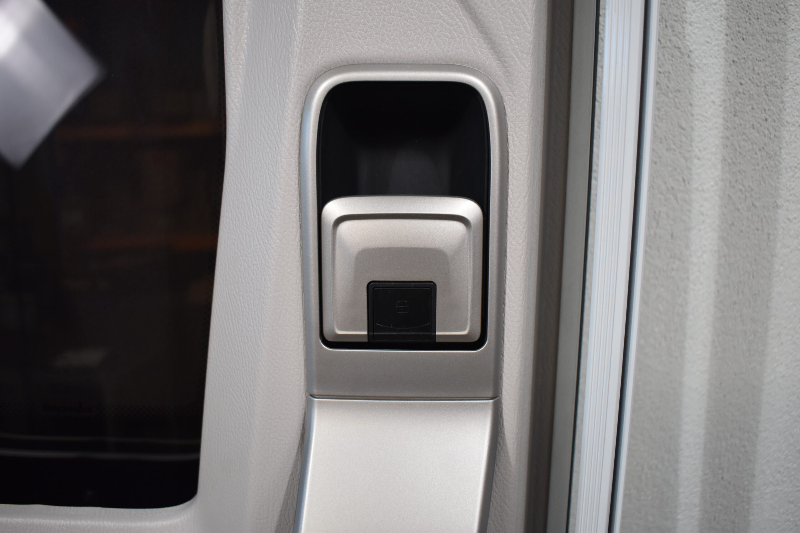 Aufbautür mit Rahmen; 1965x620mm – Bild 12