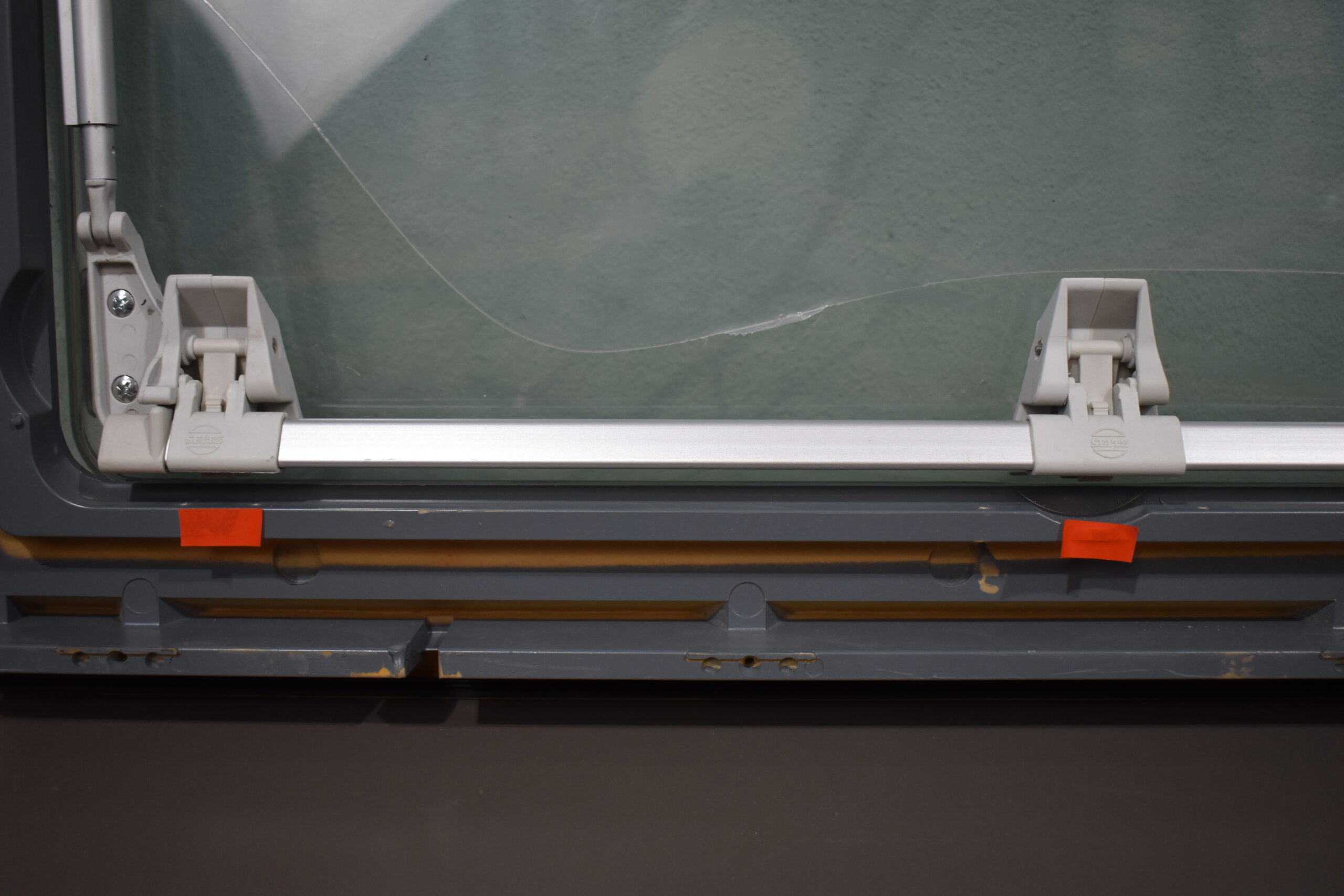 Seitz Ausstellfenster 1300x600mm; schwarz – Bild 8