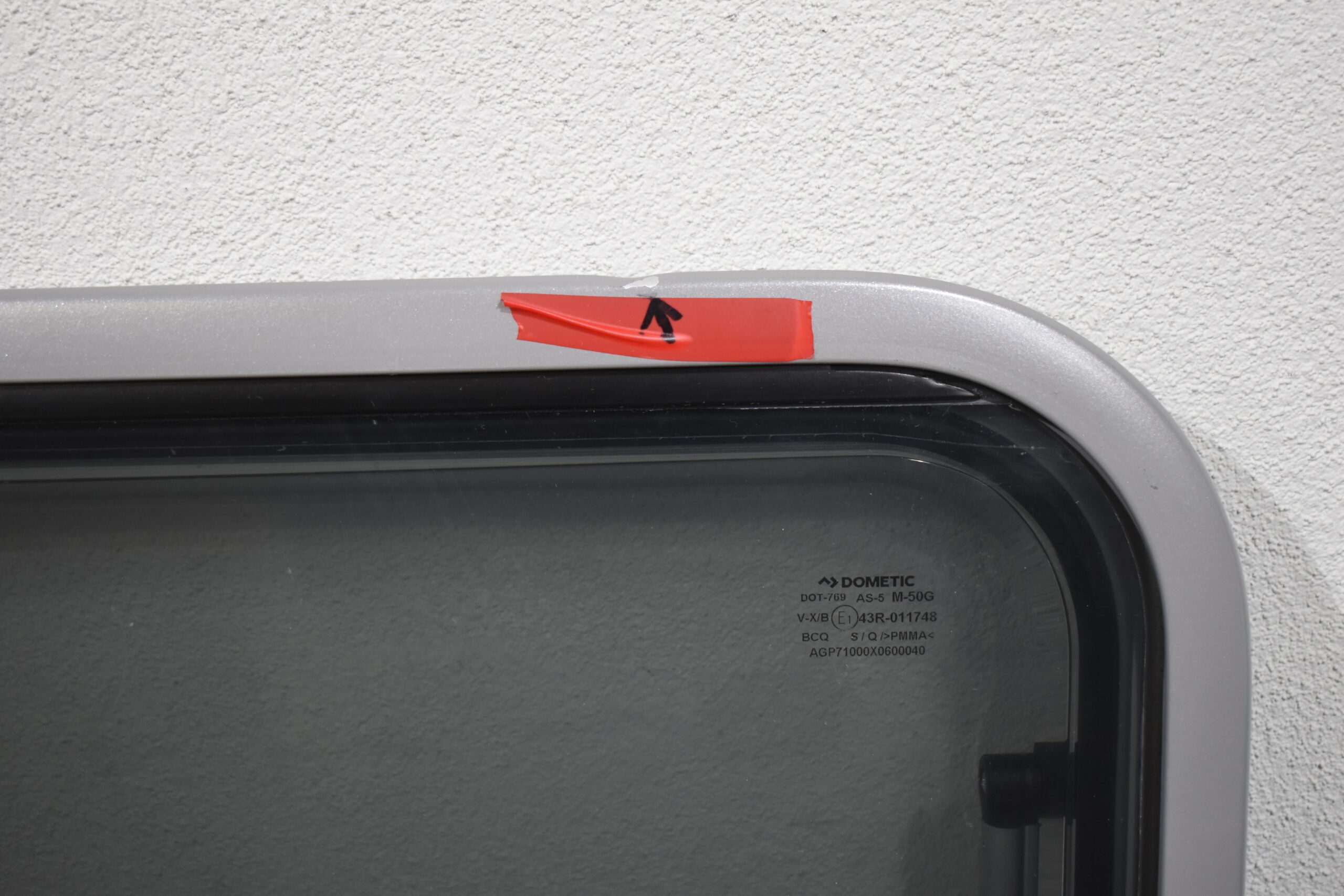 Dometic S7 Ausstellfenster 1000x600mm; grau – Bild 5