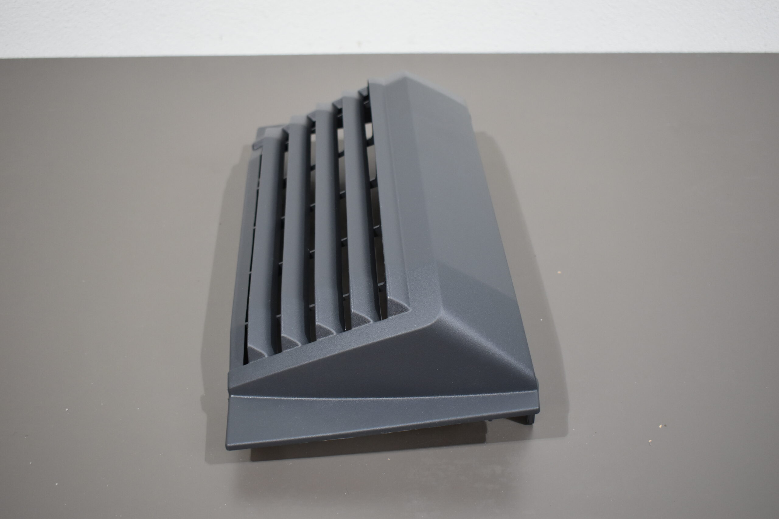 Original Fiat Ducato Sitzverkleidung hinten rechts; grau – Bild 4