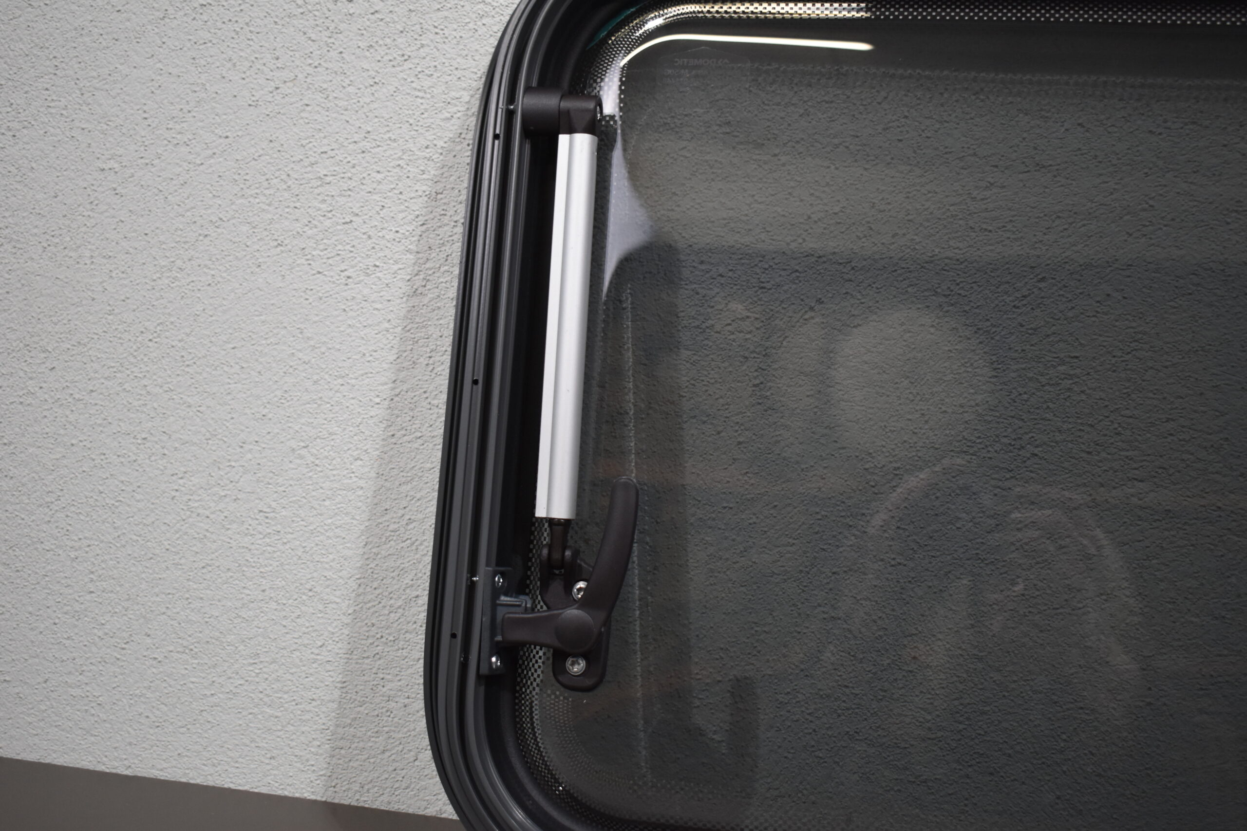 Dometic S7 P Ausstellfenster 700x400mm; grau – Bild 8