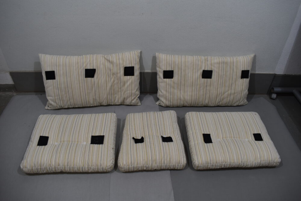 Polstersatz  / Kissensatz; beige gestreift – Bild 12