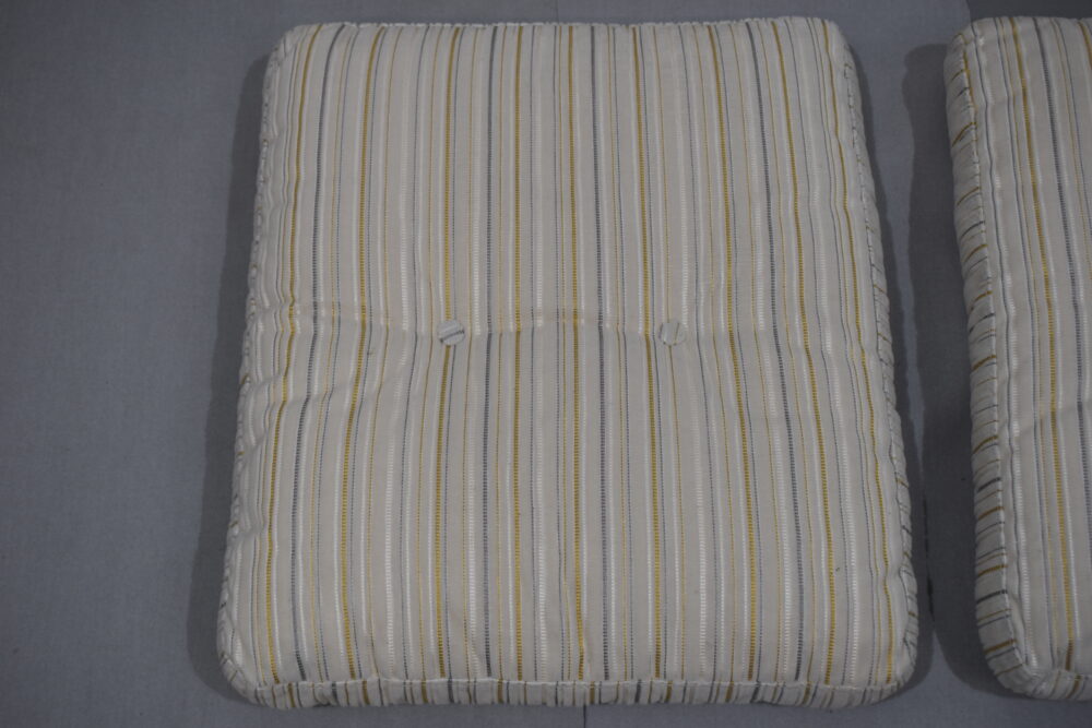Polstersatz  / Kissensatz; beige gestreift – Bild 15