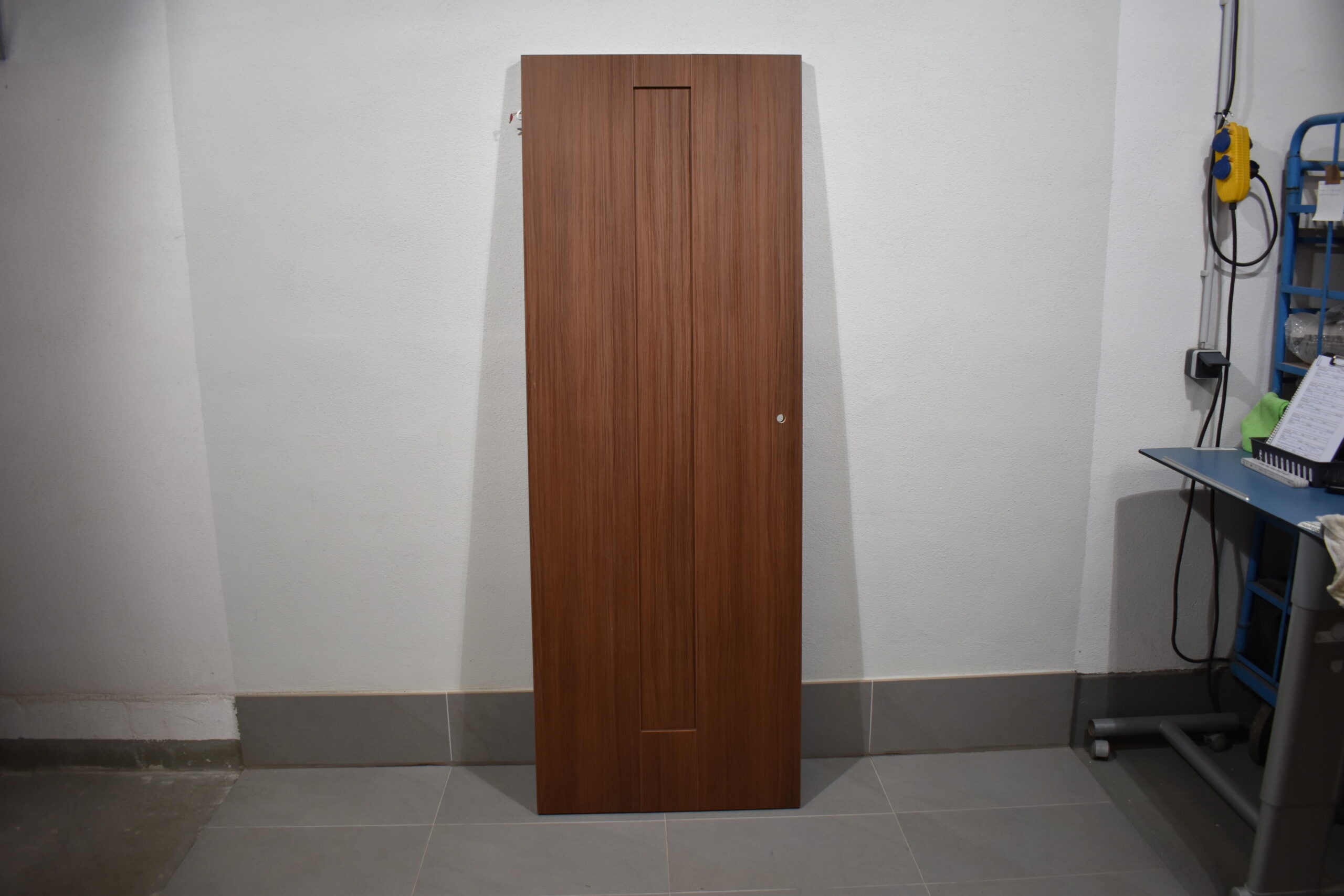 Wohnmobil Innentür mit Leuchtpanel; 1925x40x690mm – Bild 9