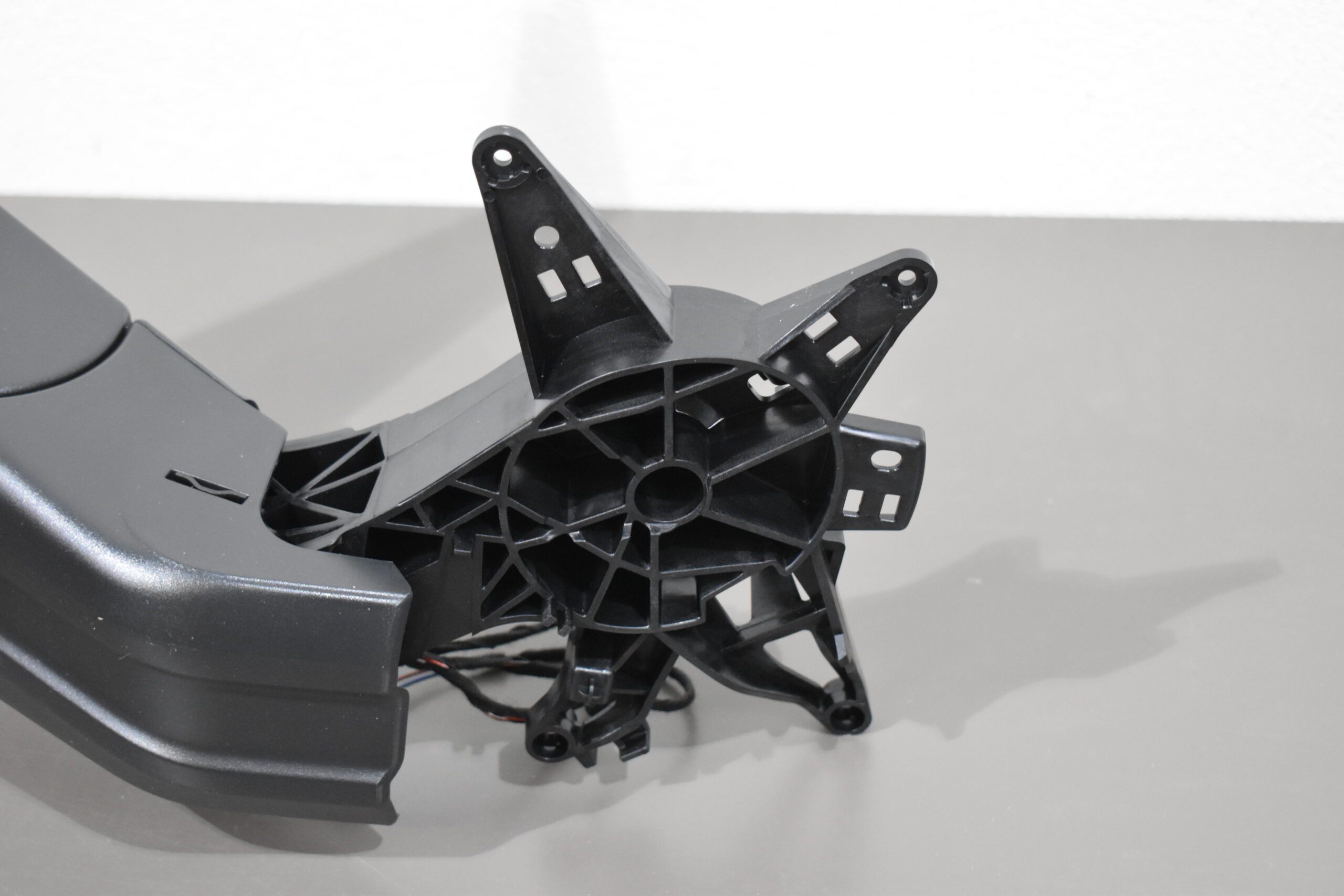 Spiegelarm VW Crafter; schwarz – Bild 7