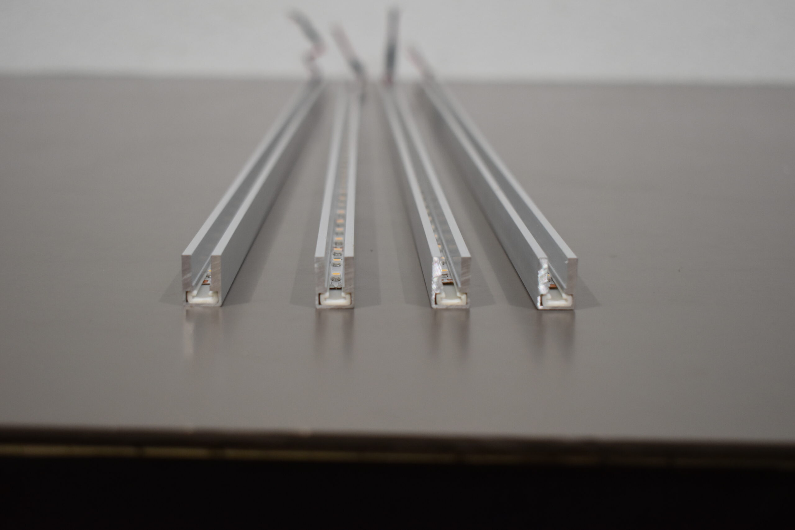 Dometic Light System LED mit U Profil Alu; 4er Set – Bild 4