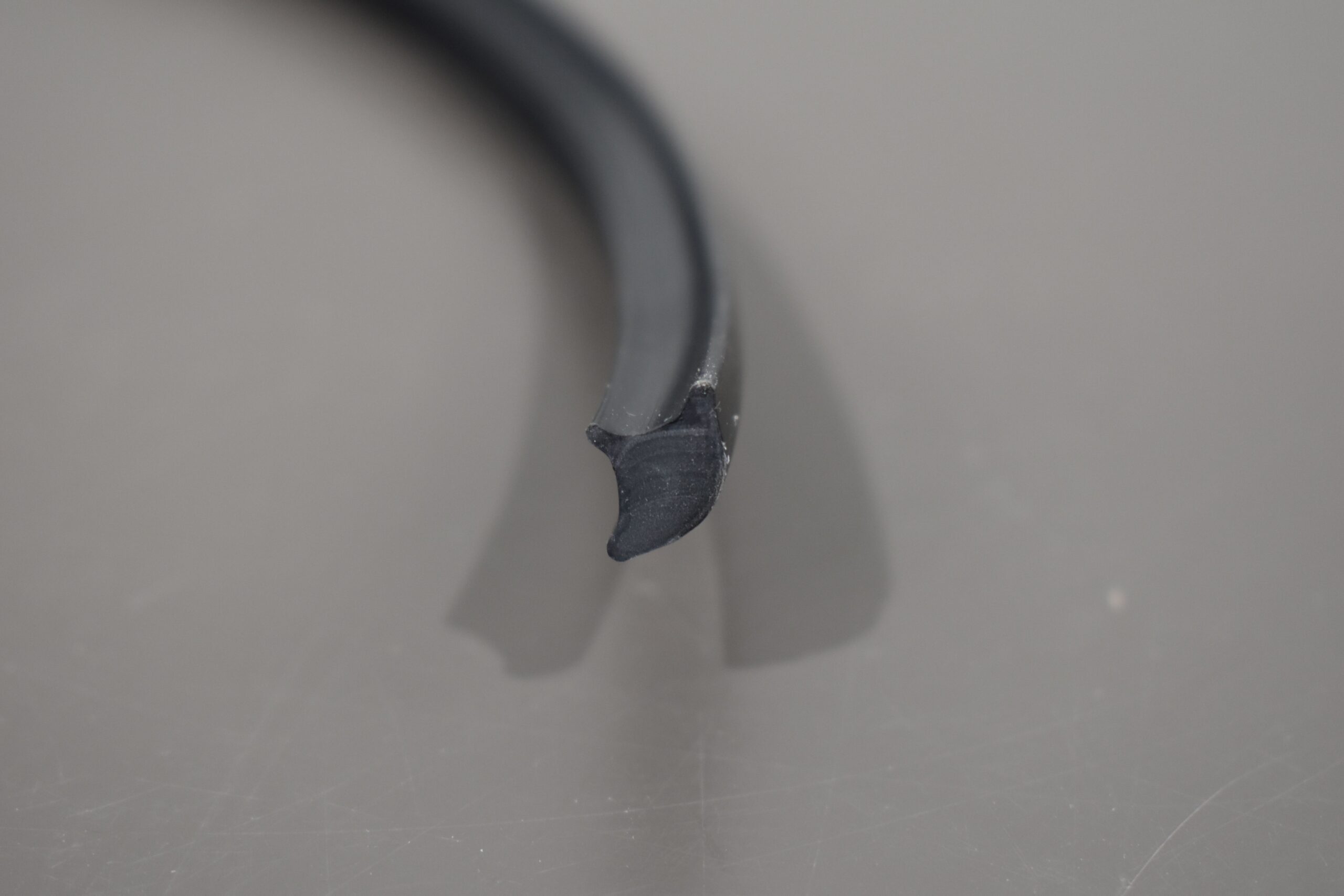 Dichtgummi / Füllergummi für Frontscheibe – Bild 3