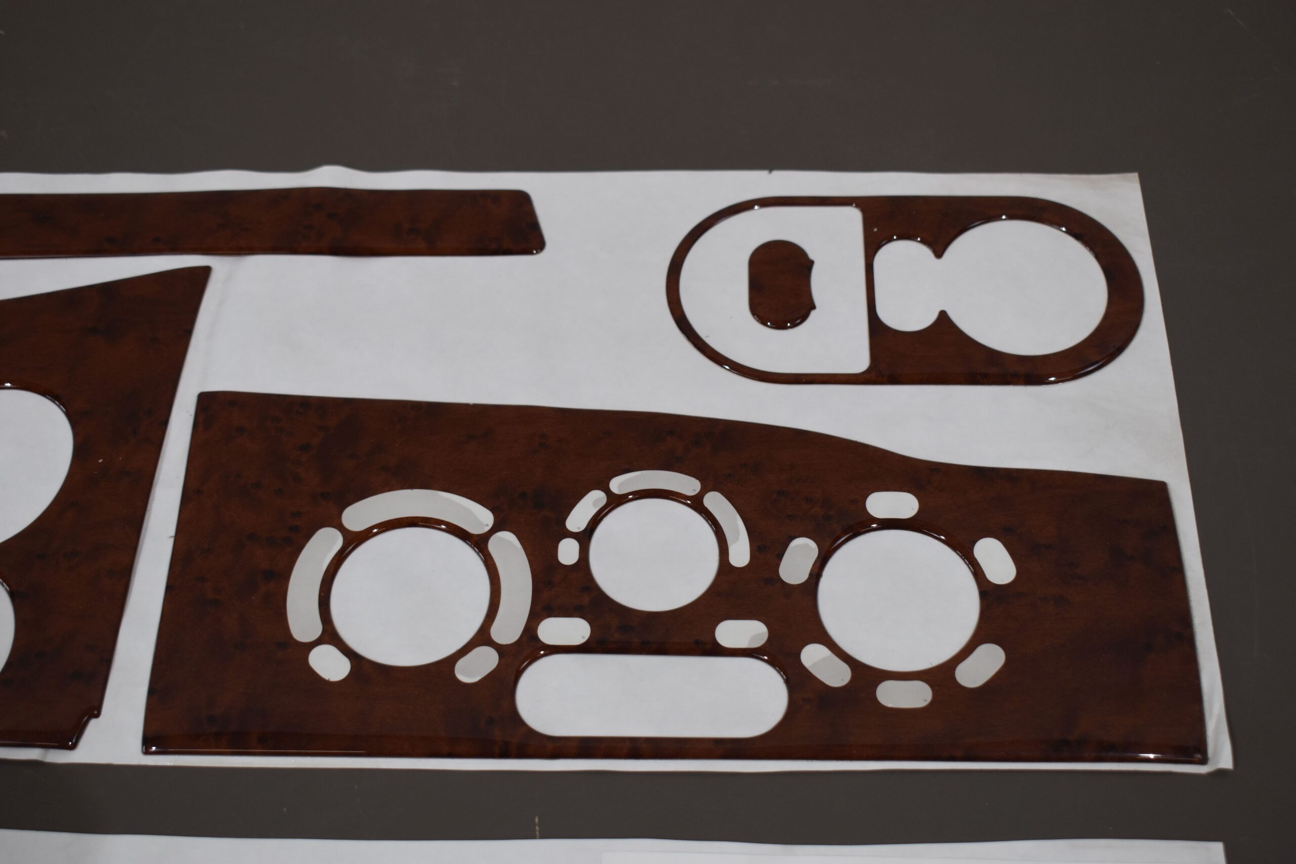 11 teiliges Dekor für Iveco Daily; ab BJ 11.2000 – Bild 4