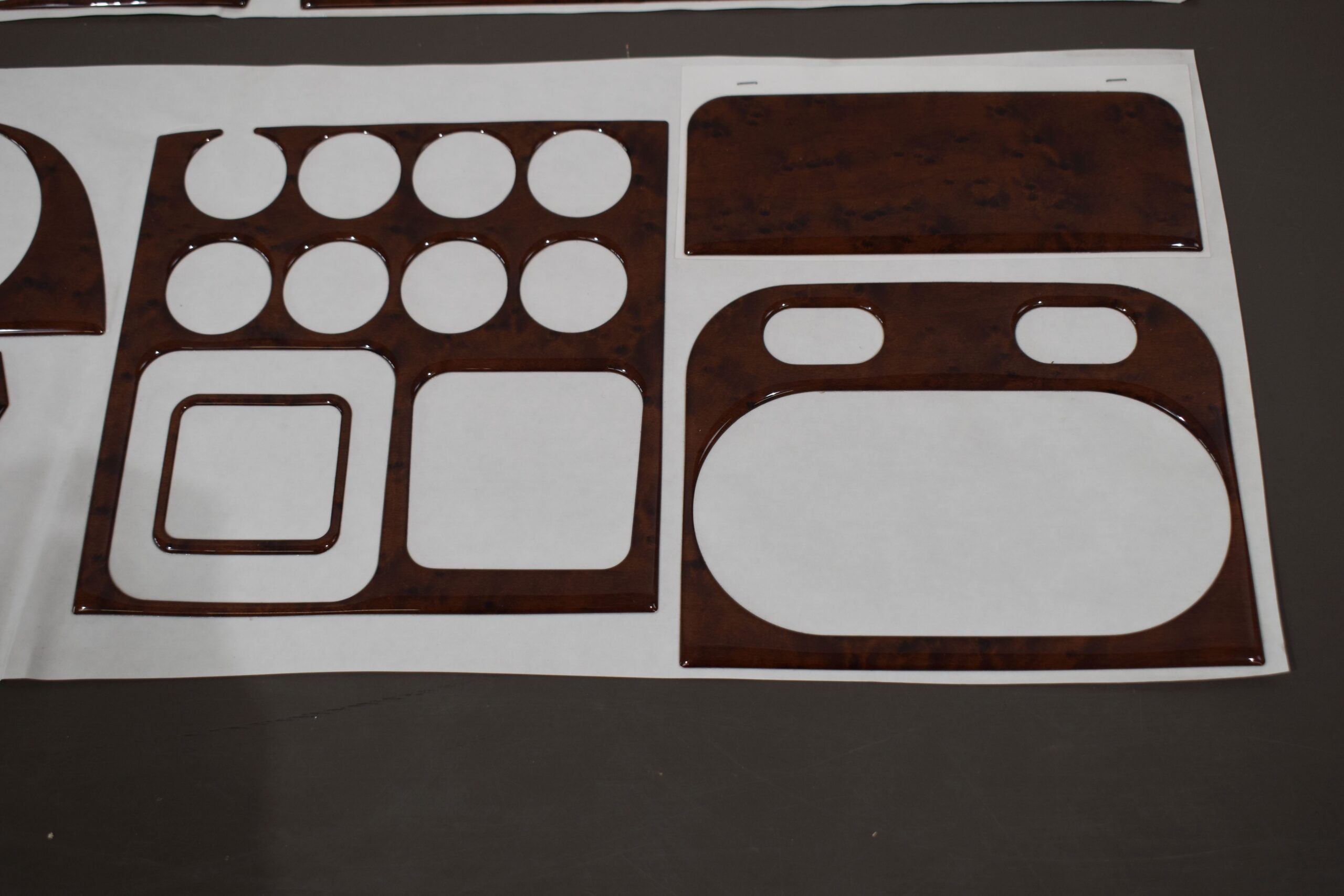 11 teiliges Dekor für Iveco Daily; ab BJ 11.2000 – Bild 6