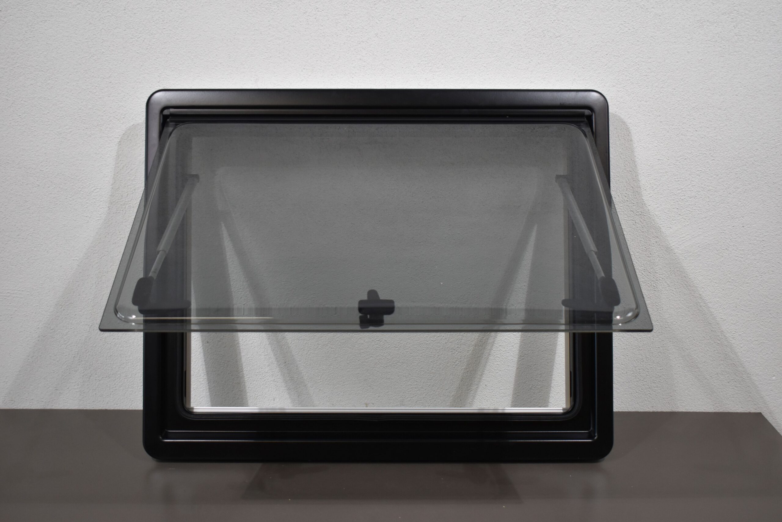 Dometic S4 Ausstellfenster mit Innenrahmen 750x600mm – Bild 3