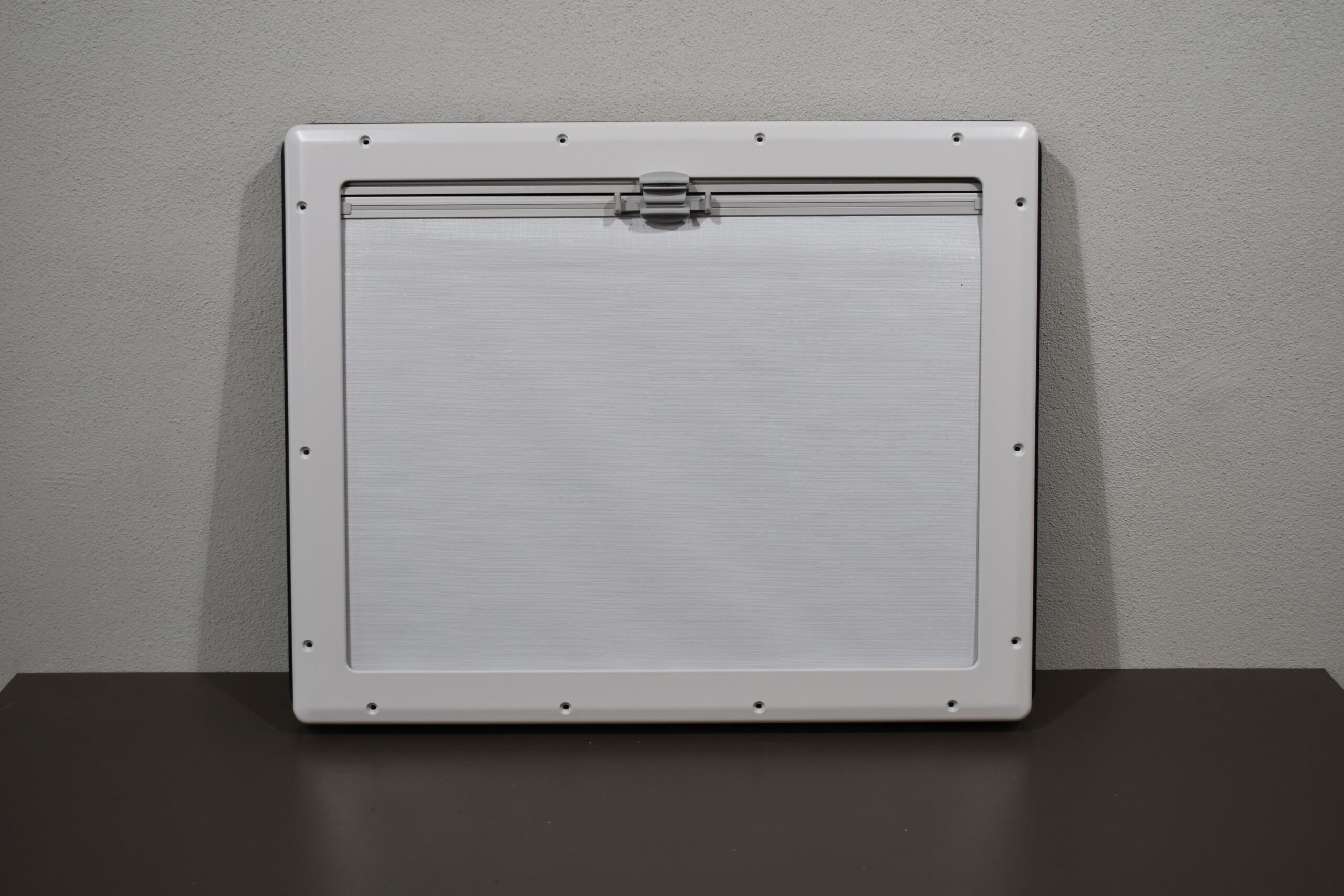 Dometic S4 Ausstellfenster mit Innenrahmen 750x600mm – Bild 5