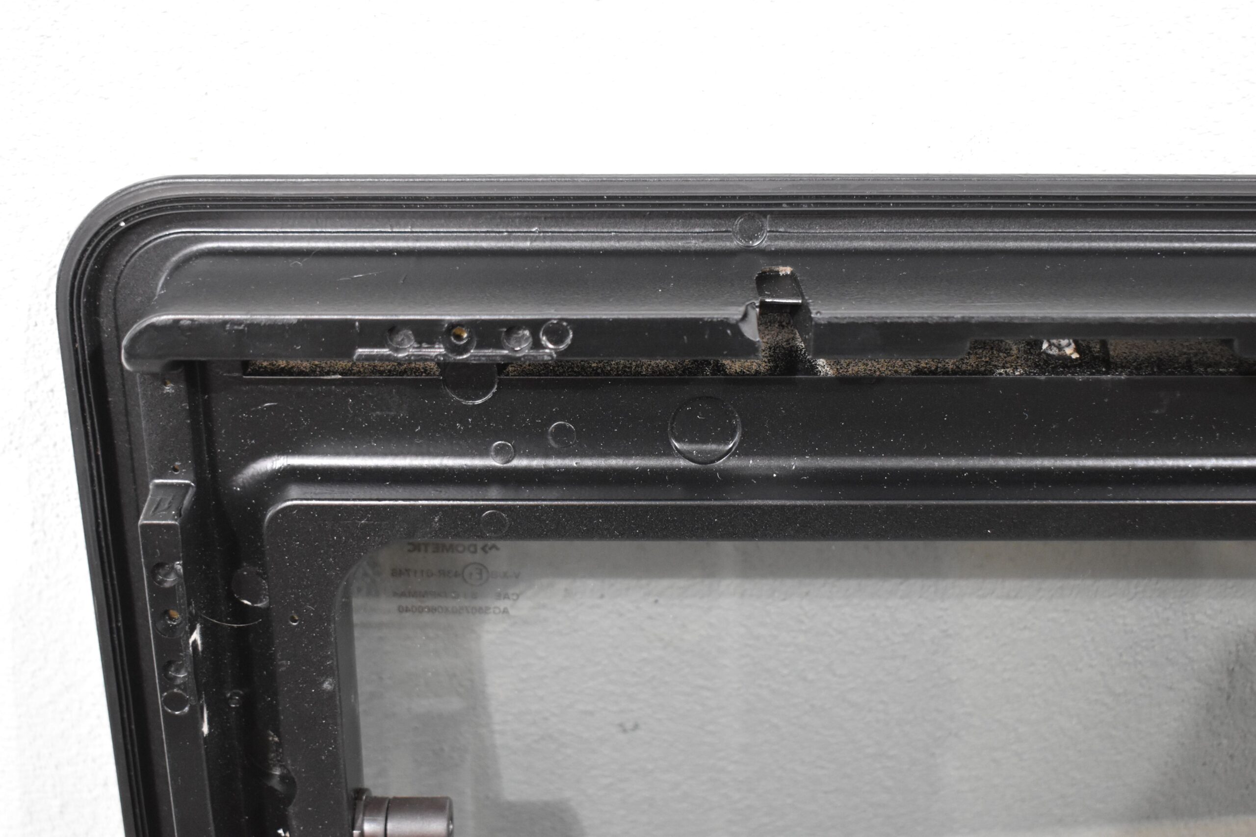 Dometic S4 Ausstellfenster mit Innenrahmen 750x600mm – Bild 8