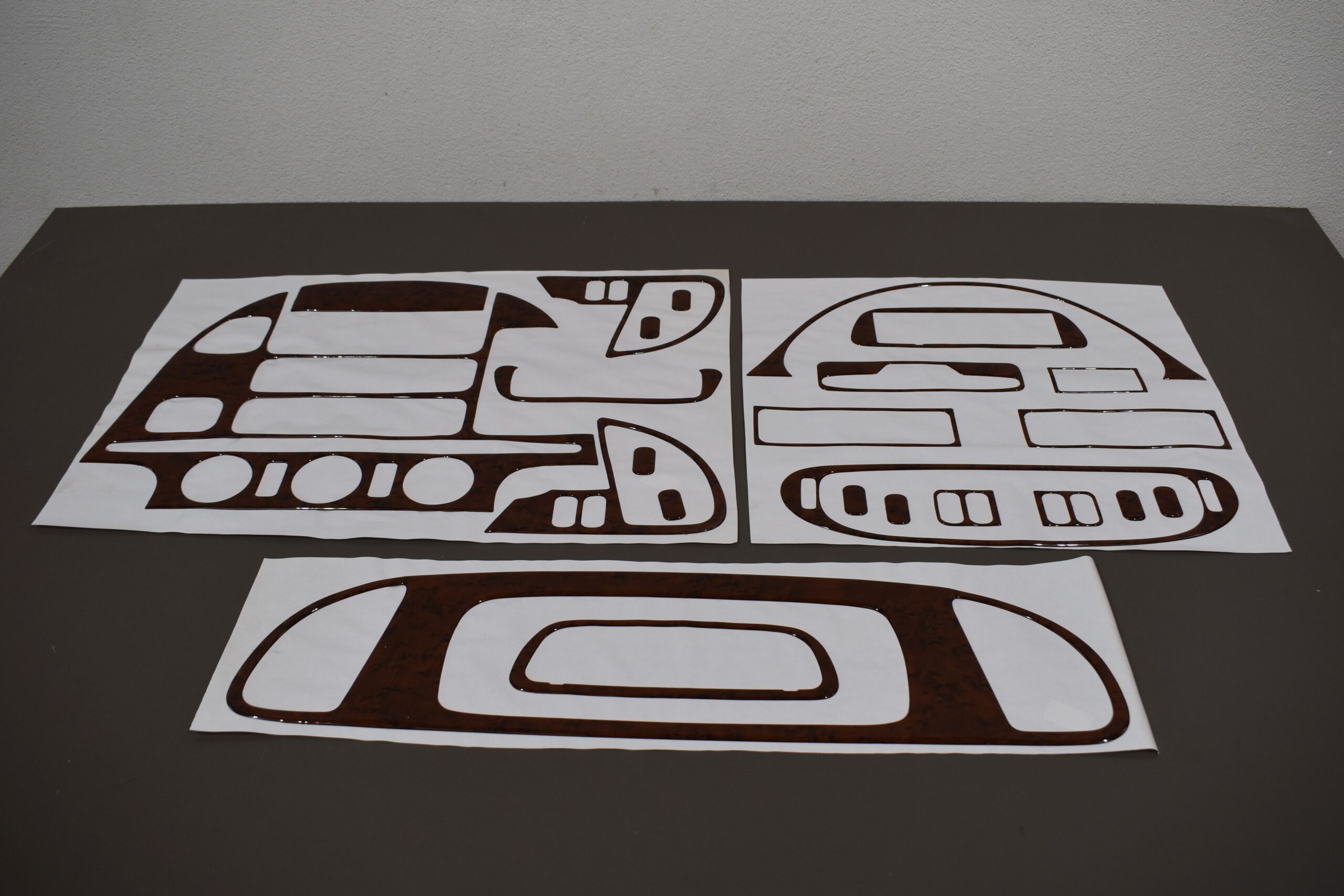 24 teiliges Dekor Set für Mercedes Sprinter ab Bj. 02.2000 – Bild 2