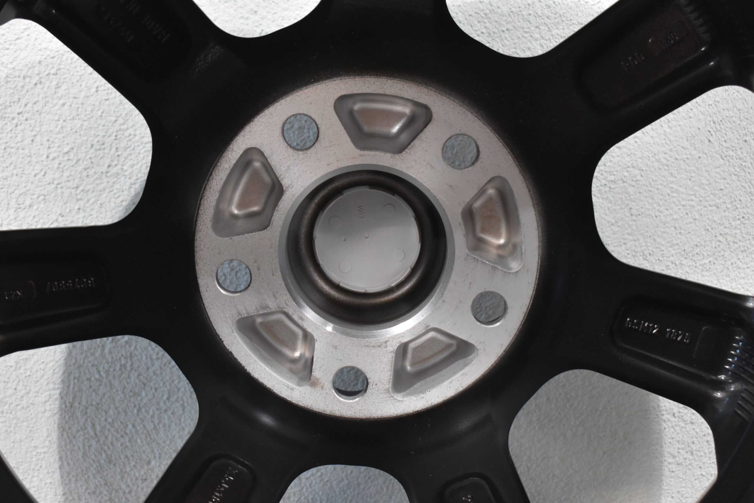 Goldschmitt Felge 18 Zoll; Niesmann und Bischoff Emblem Nabendeckel – Bild 6