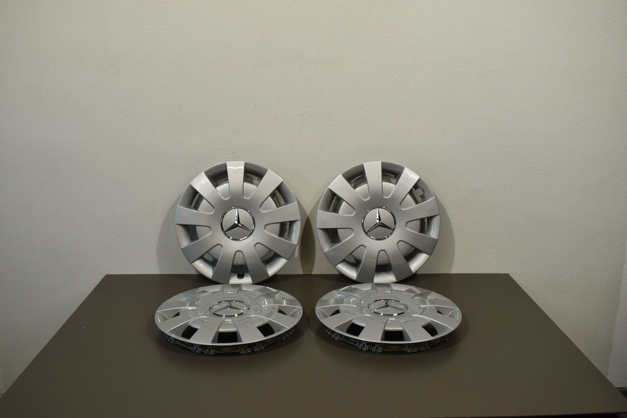 Original 4 Radkappen Radblenden 16 Zoll; grau; Mercedes