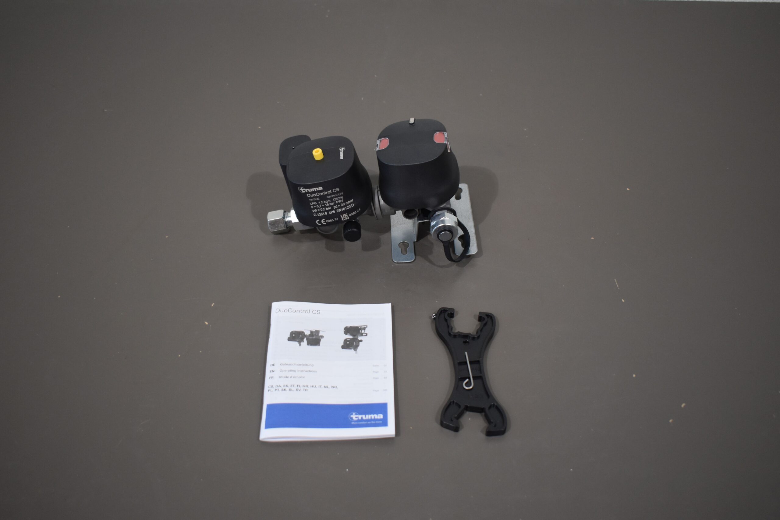 Truma Gasdruckregler Duo Control CS-Vertikal 10 GV 6 – Bild 2