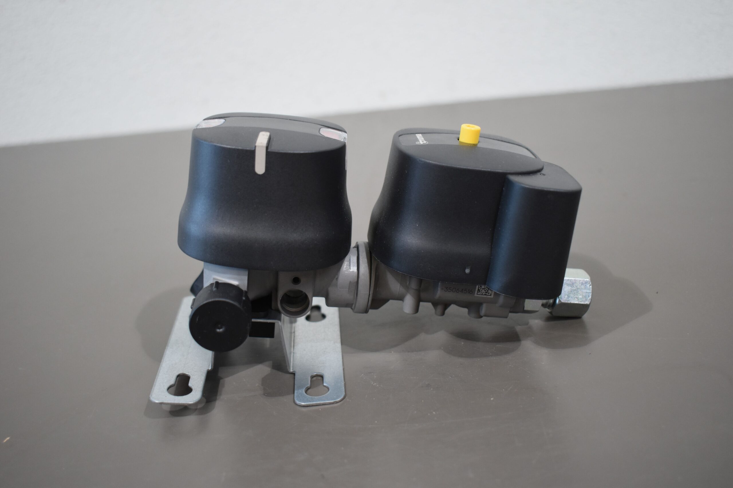 Truma Gasdruckregler Duo Control CS-Vertikal 10 GV 6 – Bild 6