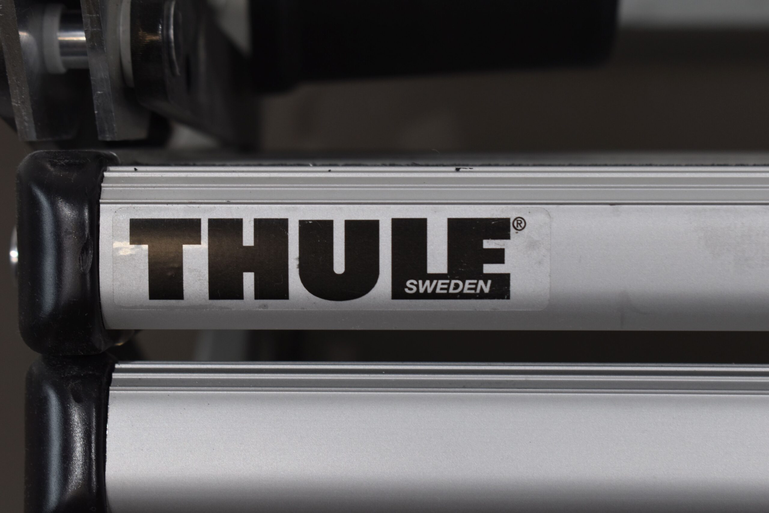 Thule Elektrisch ausfahrende Trittstufe Double Step 12Volt 500 I Smove – Bild 3