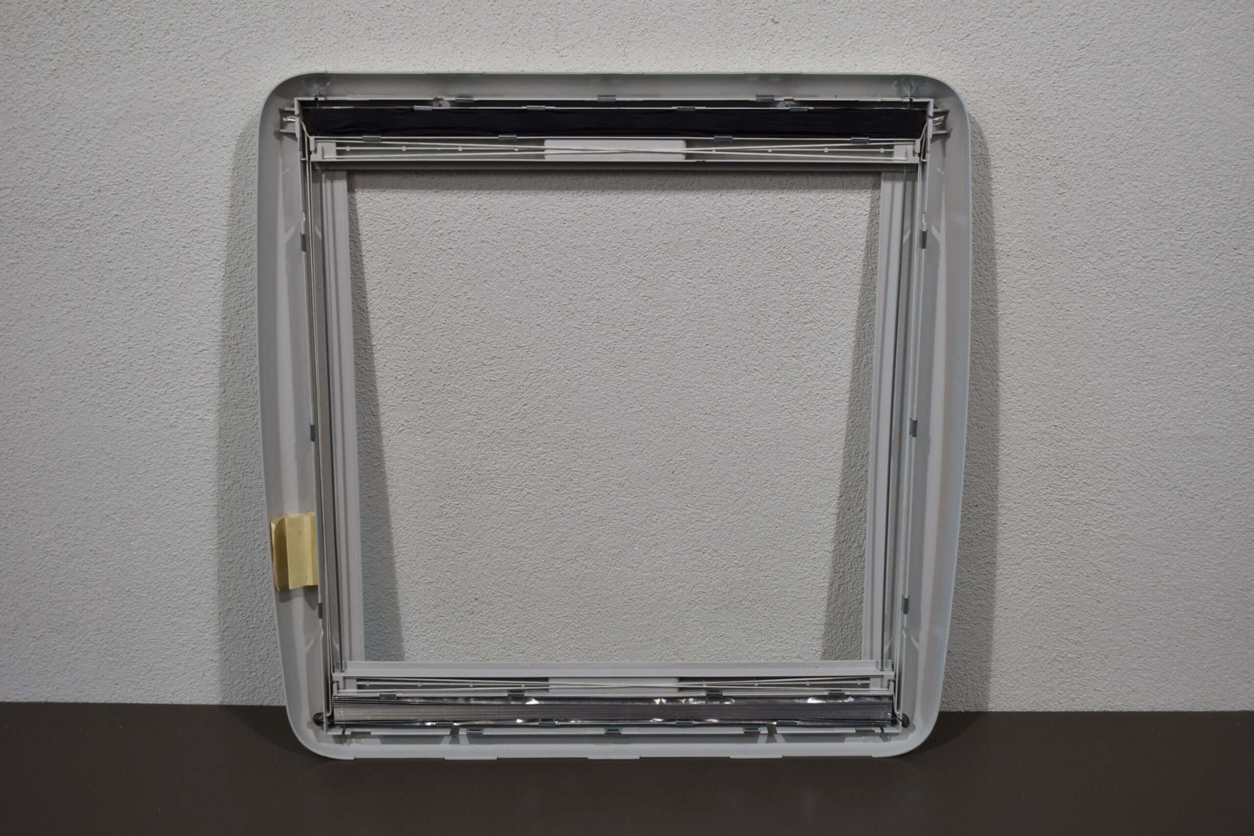 Dometic Mini Heki Innenrahmen für Dachhaube – Bild 5