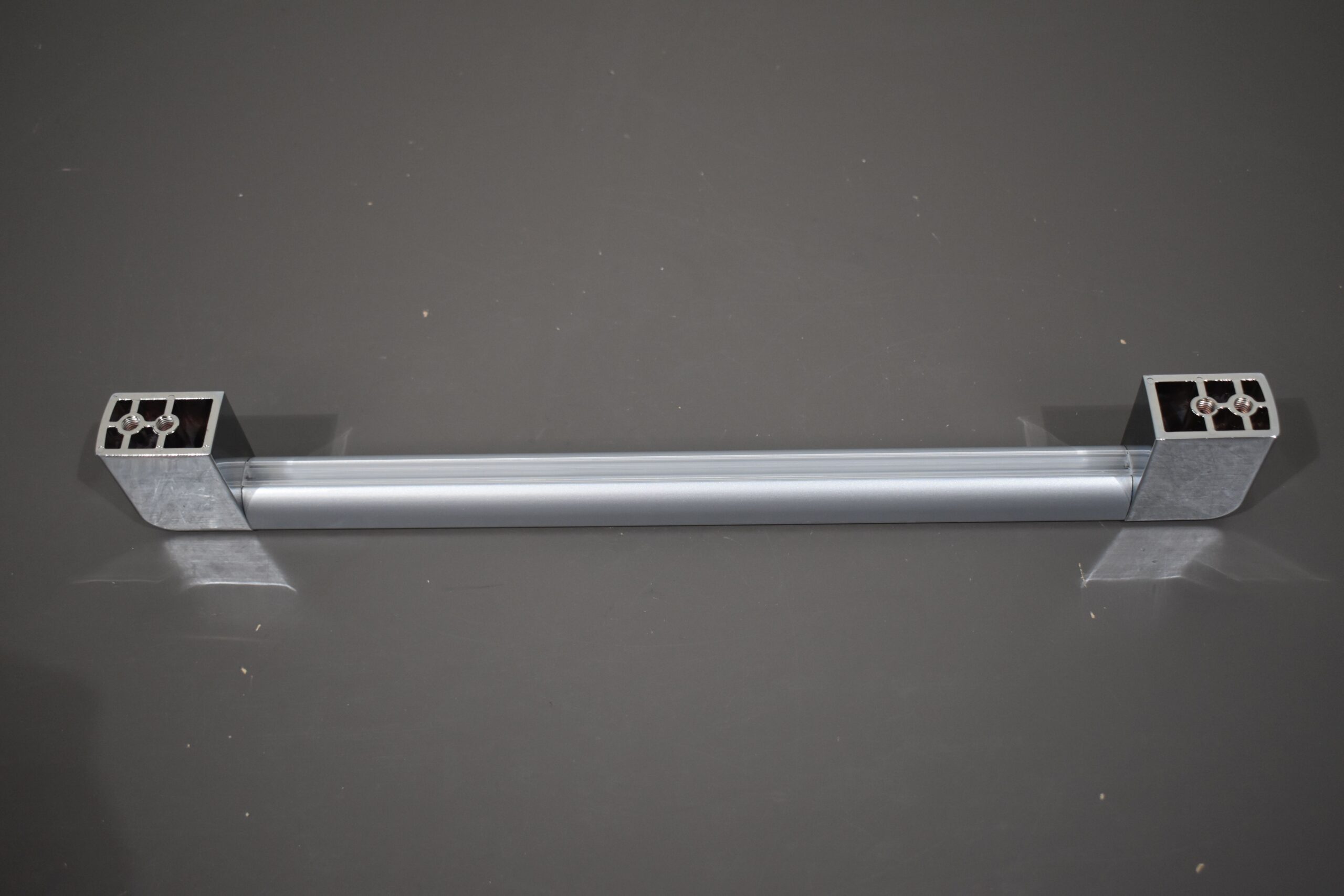 Niesmann und Bischoff Türeinstiegsgriff; grau – Bild 6