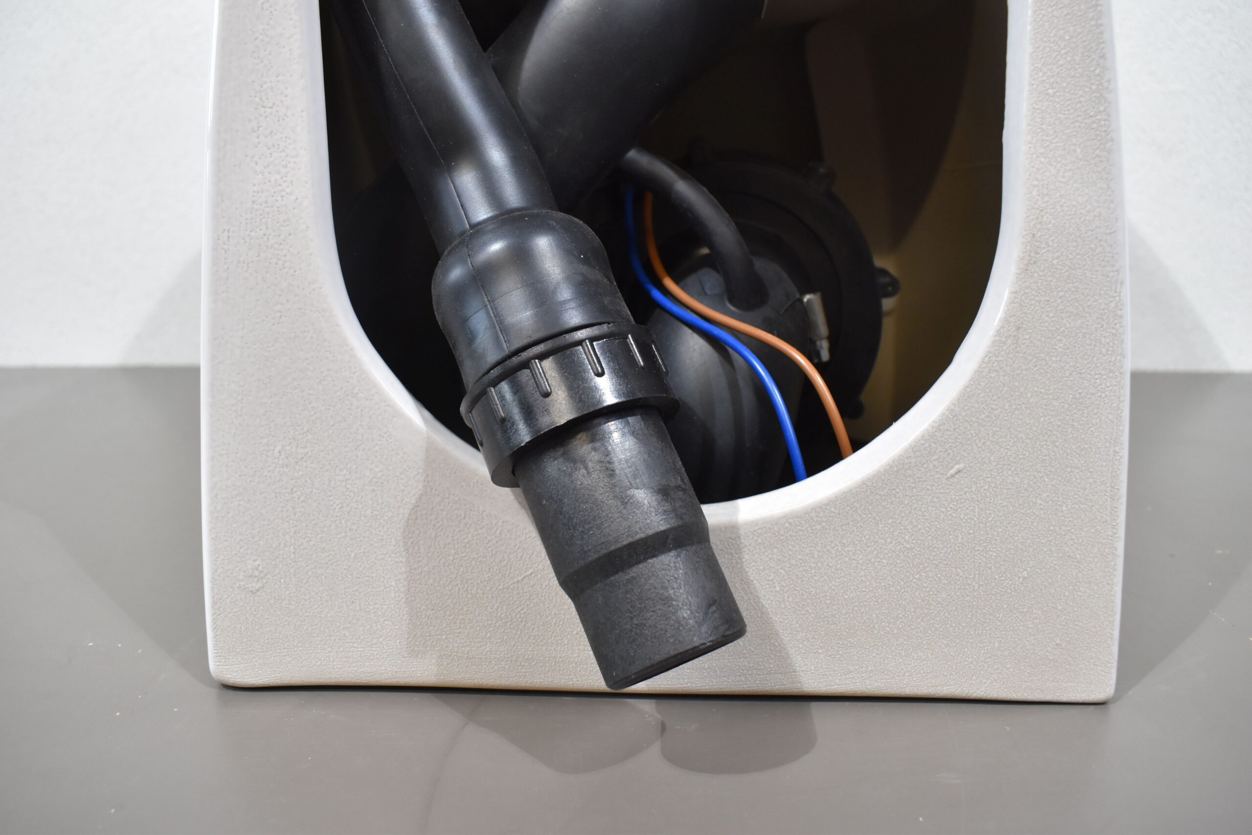 Zerhacker - Toilette Marine AB Silent für Wohnmobil – Bild 15