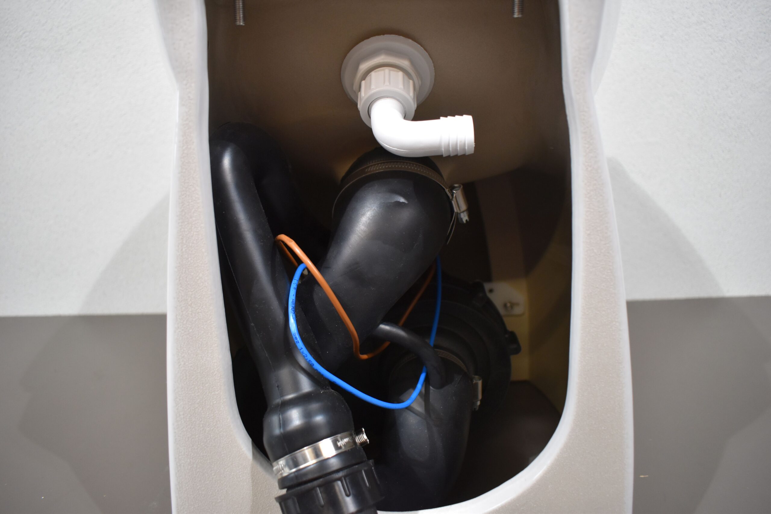 Zerhacker - Toilette Marine AB Silent für Wohnmobil – Bild 10