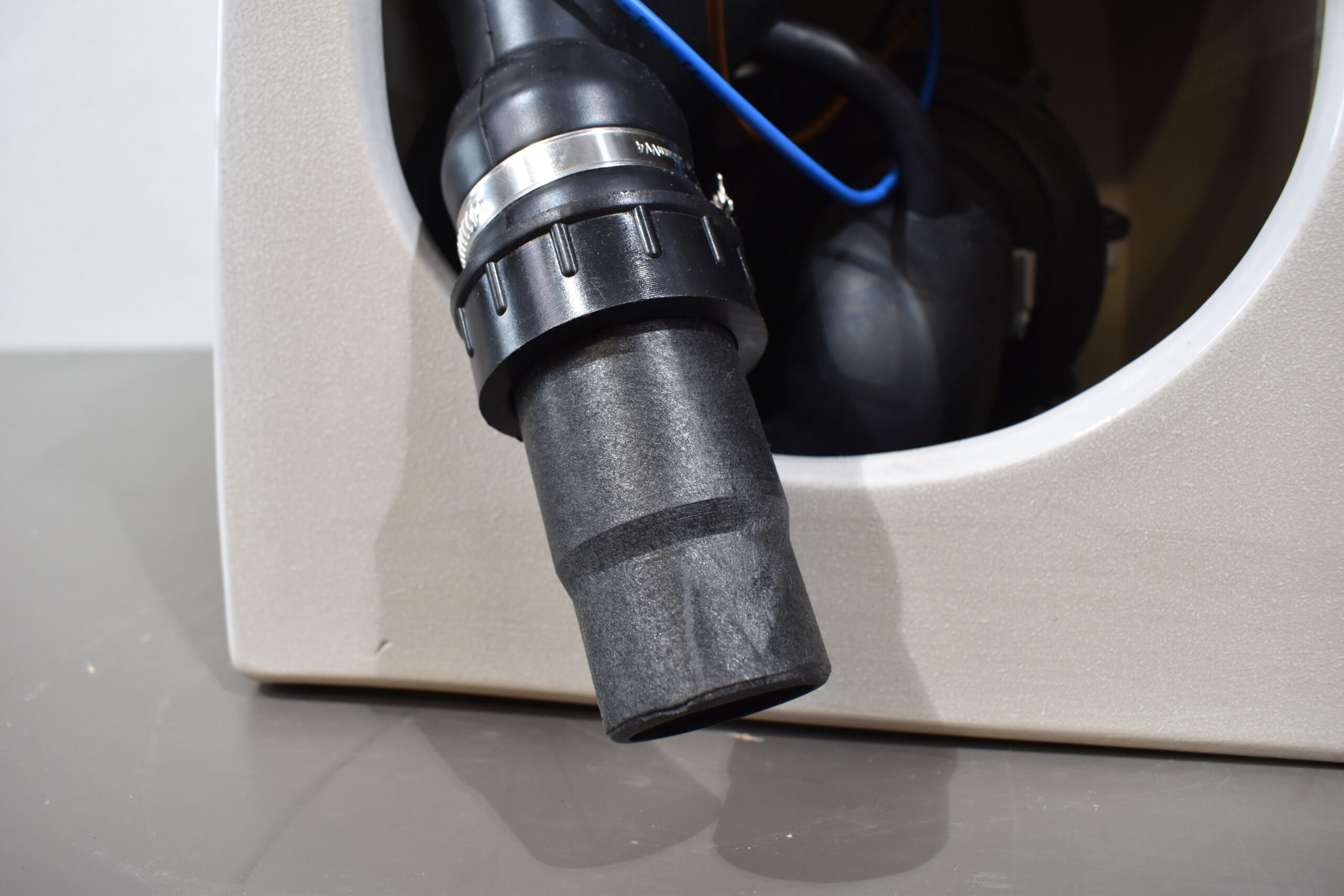 Zerhacker - Toilette Marine AB Silent für Wohnmobil – Bild 12