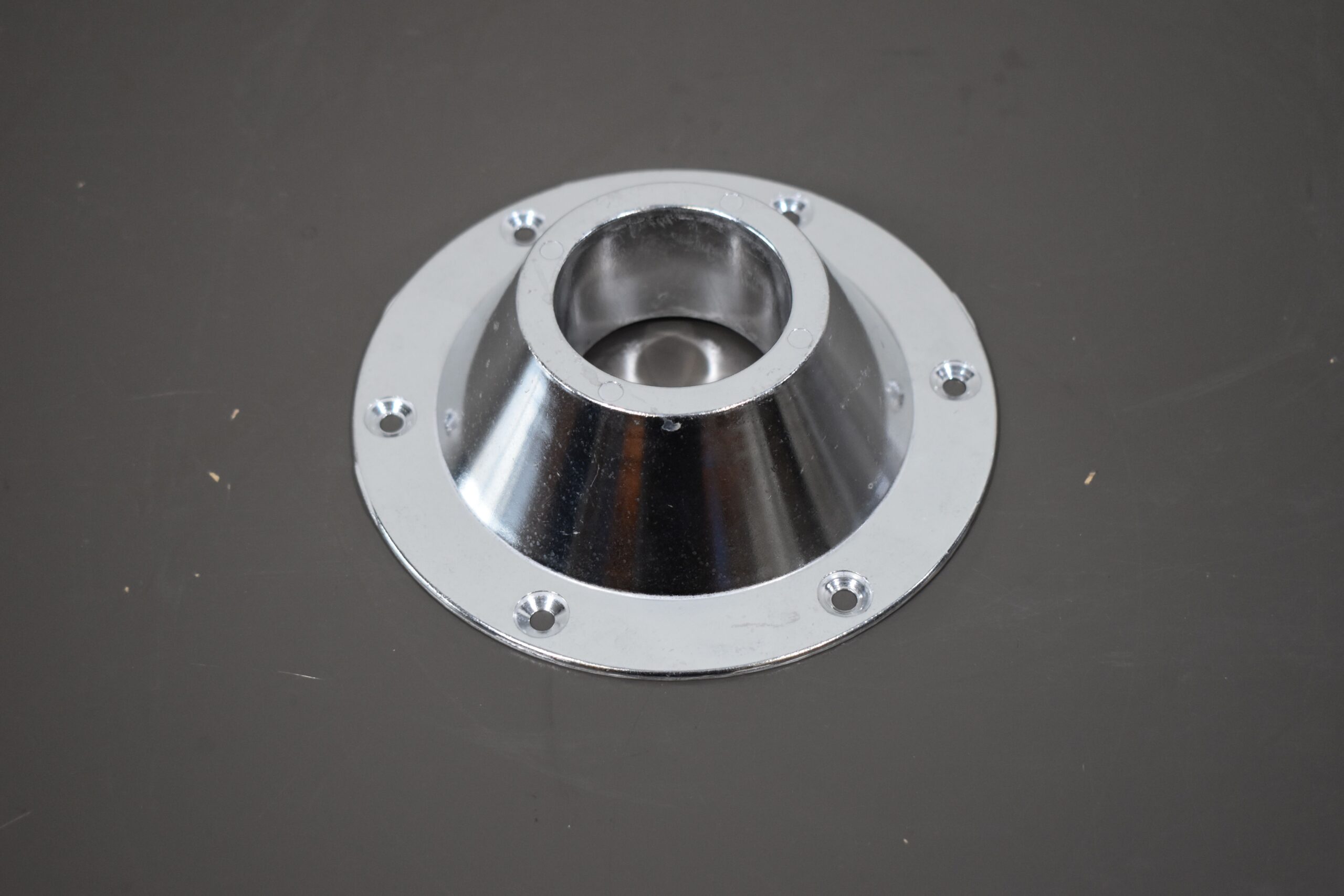 Tischsockel / Tischrosette für Stecktischfuß – Bild 2