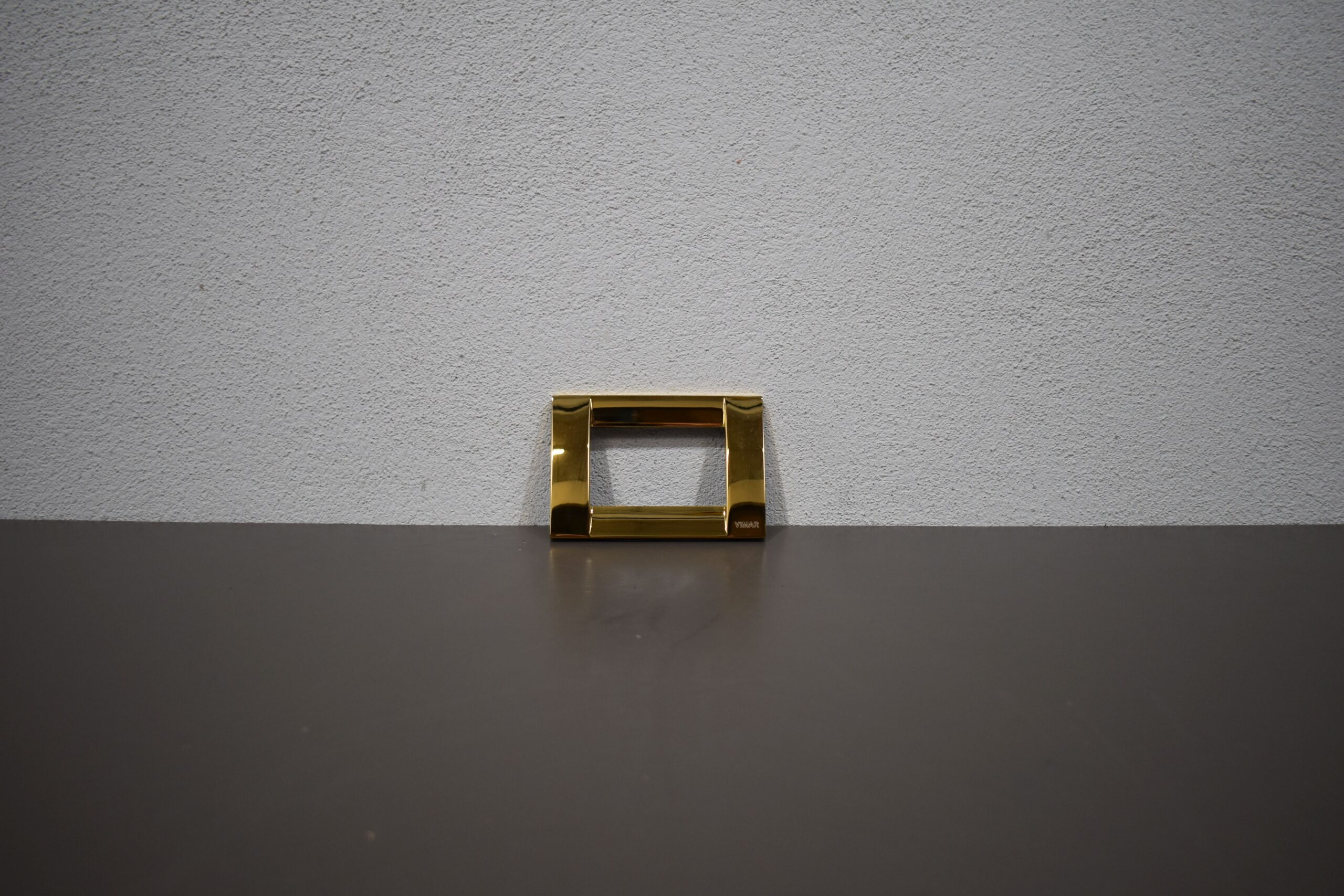 Vimar Abdeckrahmen; Gold