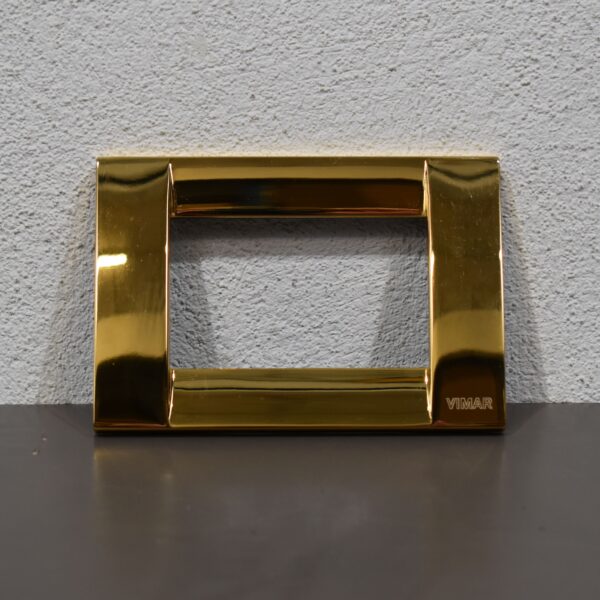 Alternative view of Vimar Abdeckrahmen; Gold